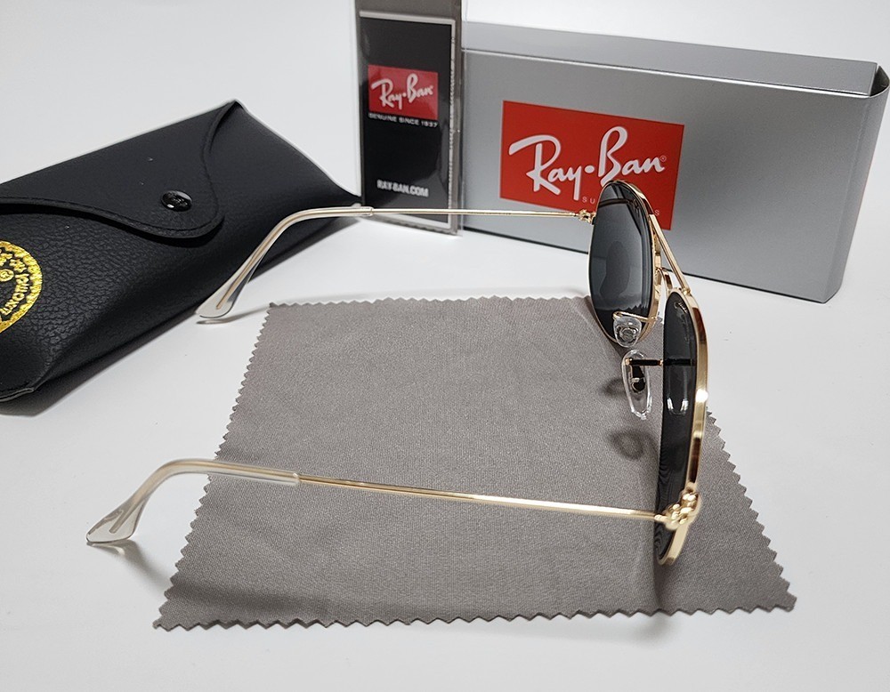 Ray-Ban RB3025 Aviator Sunglasses Gold Frame Gray Glass Lens 58mm UV400