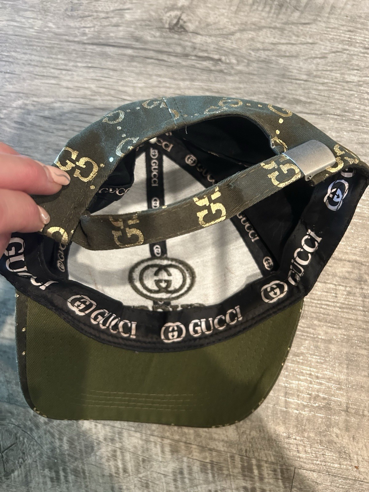 Gucci Men’s GG Logo Baseball Cap Hat One Size Green/Black Gold Adjustable