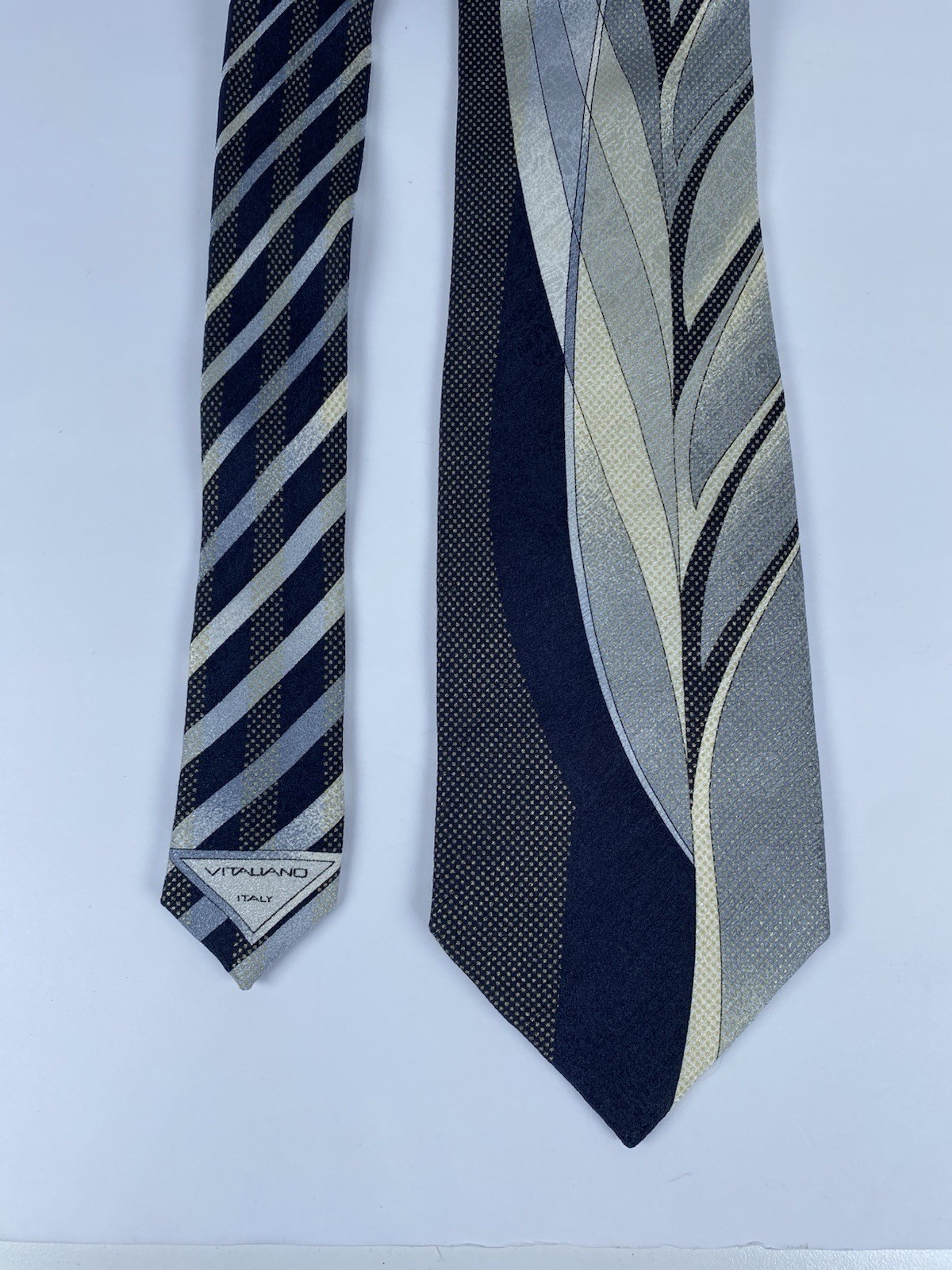 Vtg Vitaliano PANCALDI Silk Tie Italy XL 62″ Wide 4.8″ Abstract Silver Blue Gold