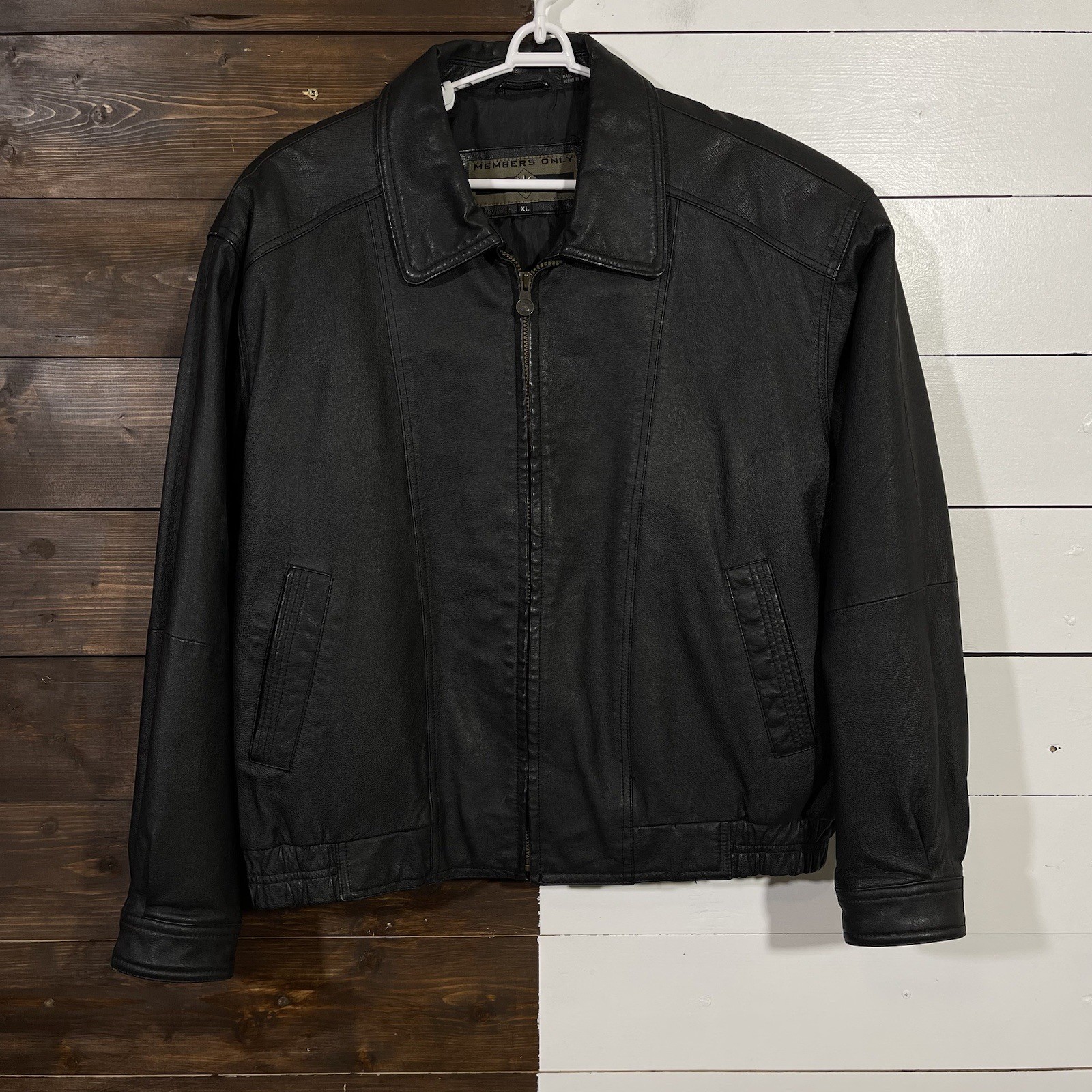 Members Only Vintage Black Leather Zip Front Jacket Collared Men’s Size XL