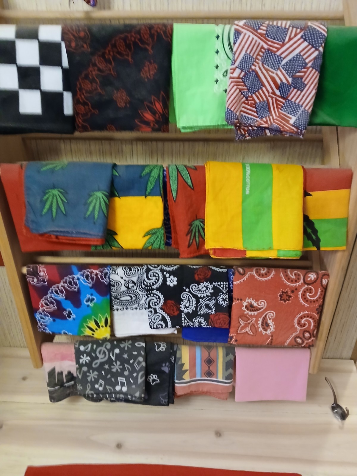 BANDANA SCARVE FOR MEN AND WOMEN 100% QUALITY COTTON COLORFAST 22X22 VERY SOFT