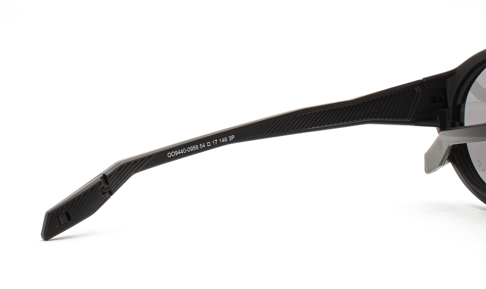 Oakley Clifden Sunglasses Matte Black Prizm Polarized OO9440-0956 with Case