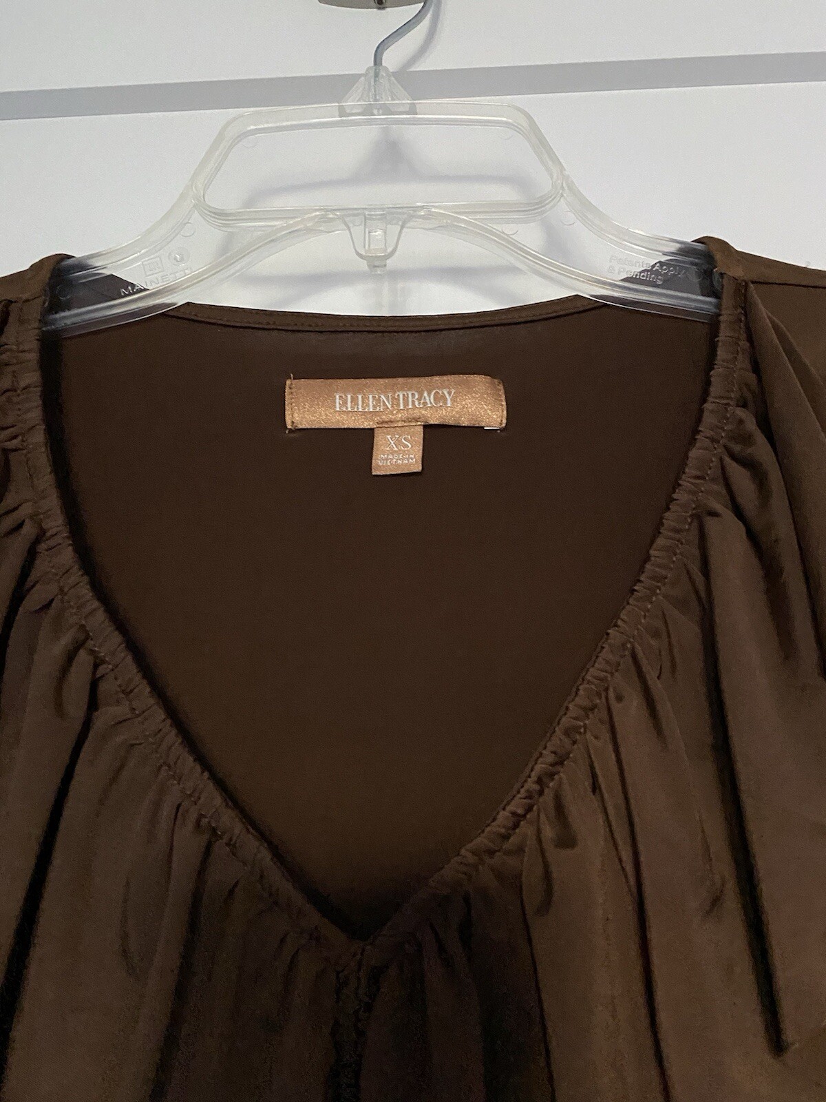 Ellen Tracy Women Top (XS) Brown Ruffle Front NWOT Long Sleeve Polyester Spandex