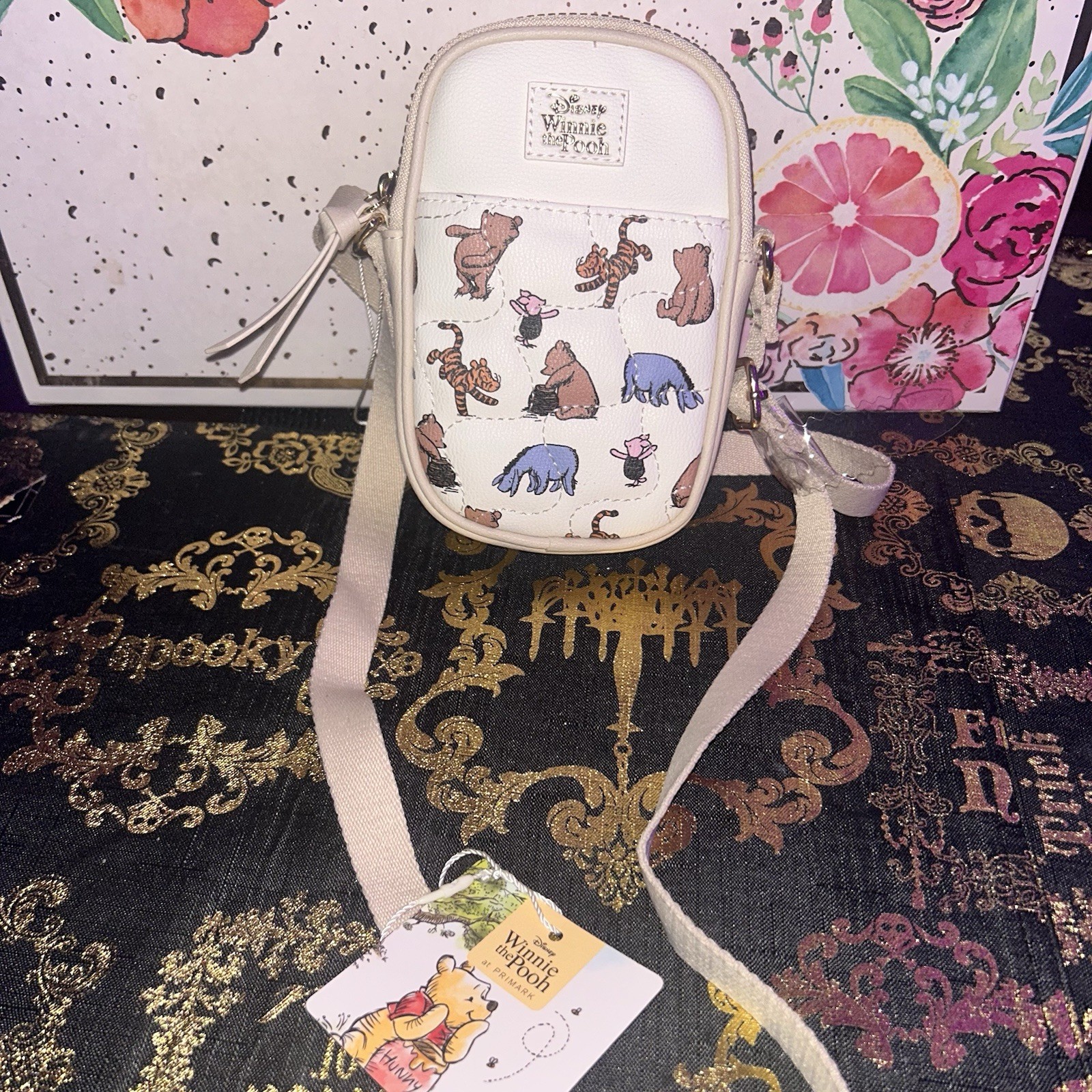 Disney Winnie The Pooh & Friend’s Crossbody Cellphone Bag With Chain New HTF