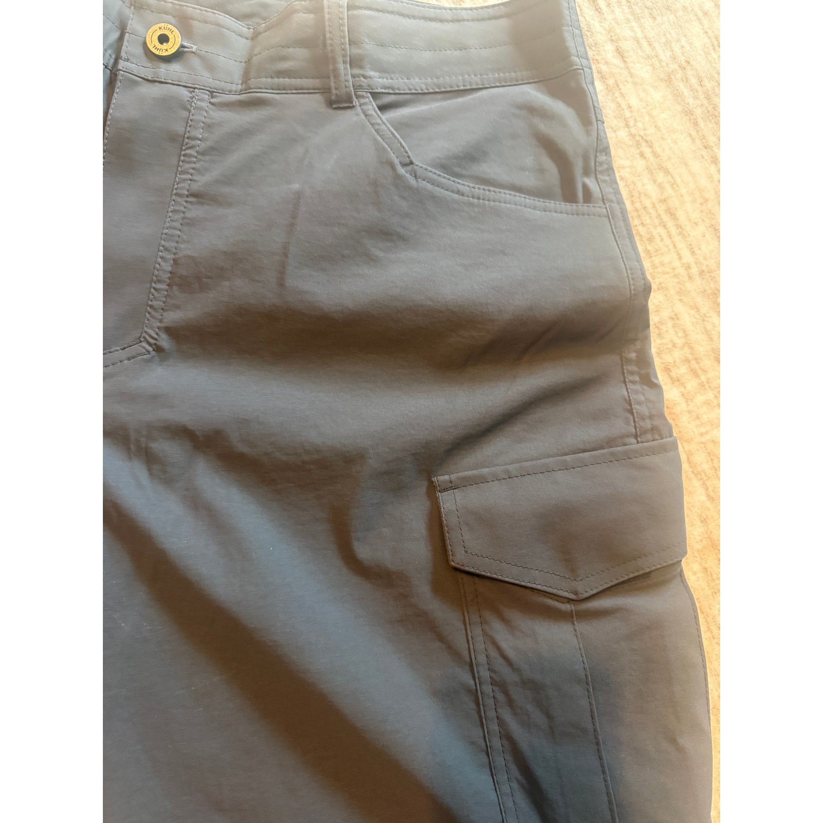 KÜHL Gray Renegade Cargo Hiking Shorts Men’s Size 38