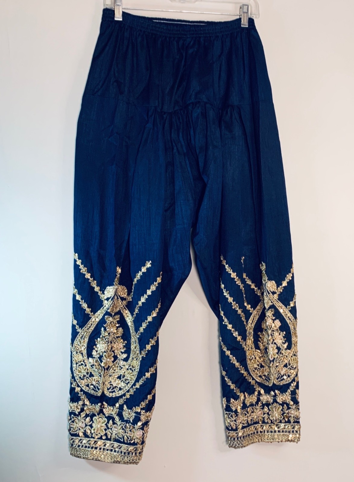 Nazila Couture size Small Embroidered Navy Blue Kurta & Salwar Set NWOT