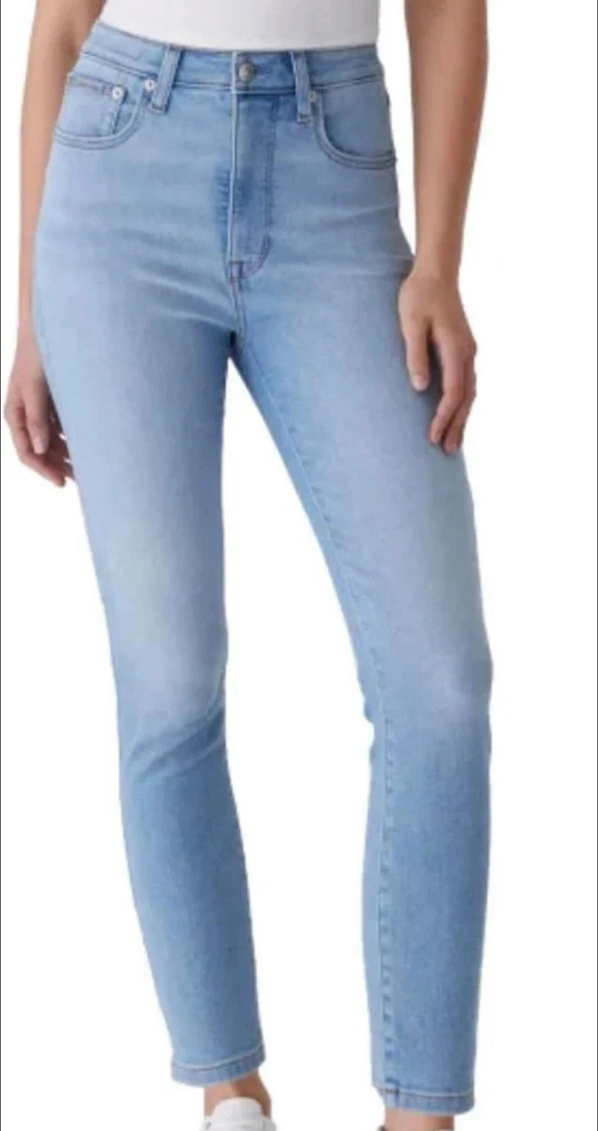 Calvin Klein Jeans Women’s High-Rise Skinny Jean