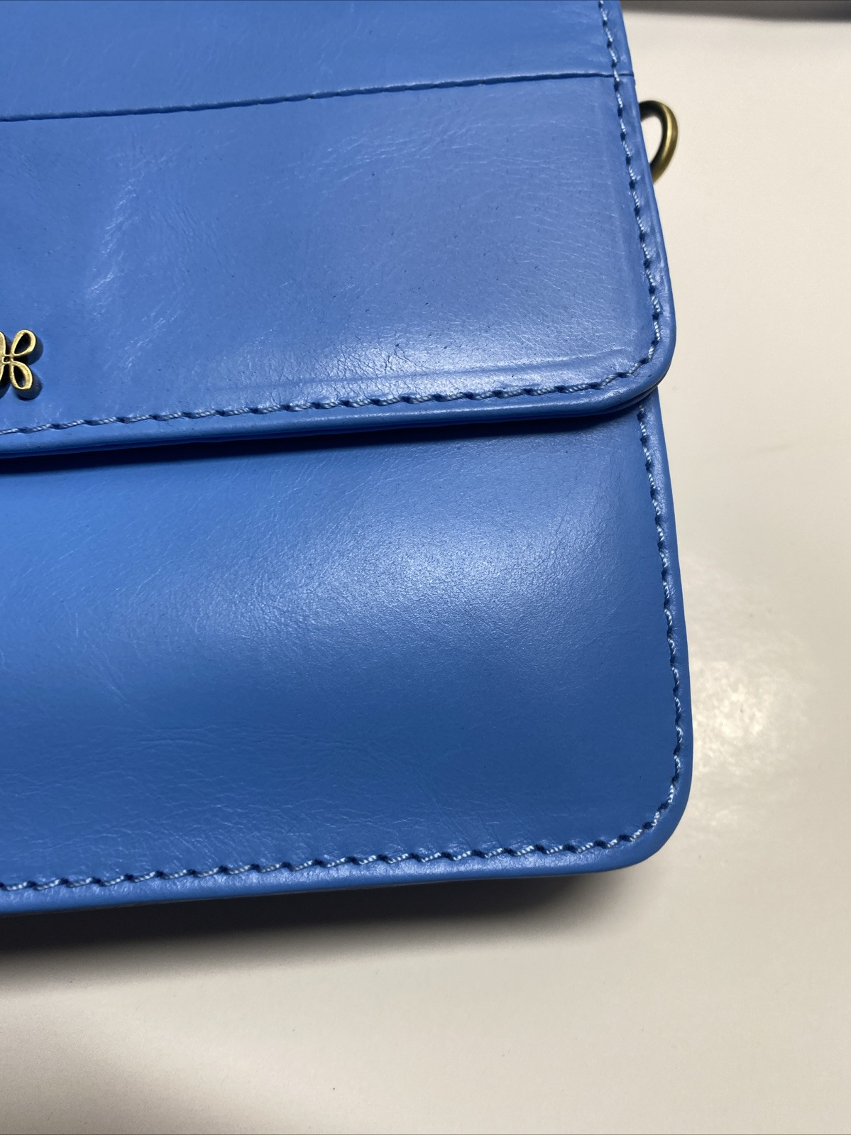 HOBO Jill Wallet Women’s Crossbody Bag Purse in Tranquil Blue