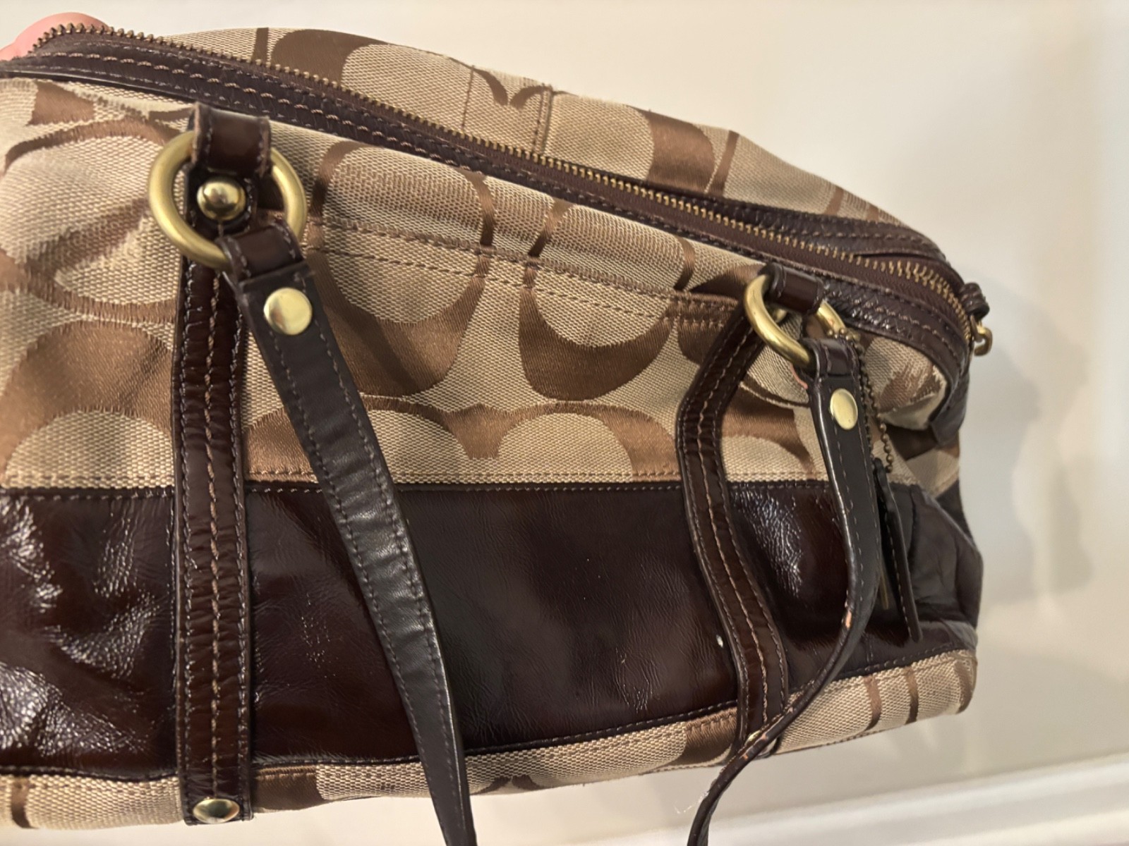 vintage coach purse y2k, larger hand bag, great for daily use
