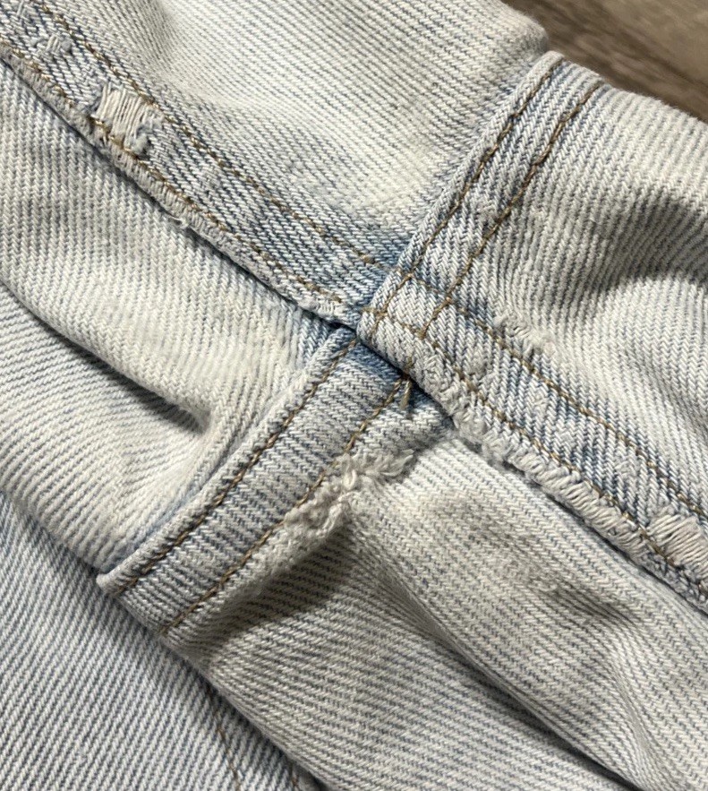 Guess Jeans Women’s Vintage 1050 High Rise Tapered Mom Style Jeans SZ 31 (27×30)