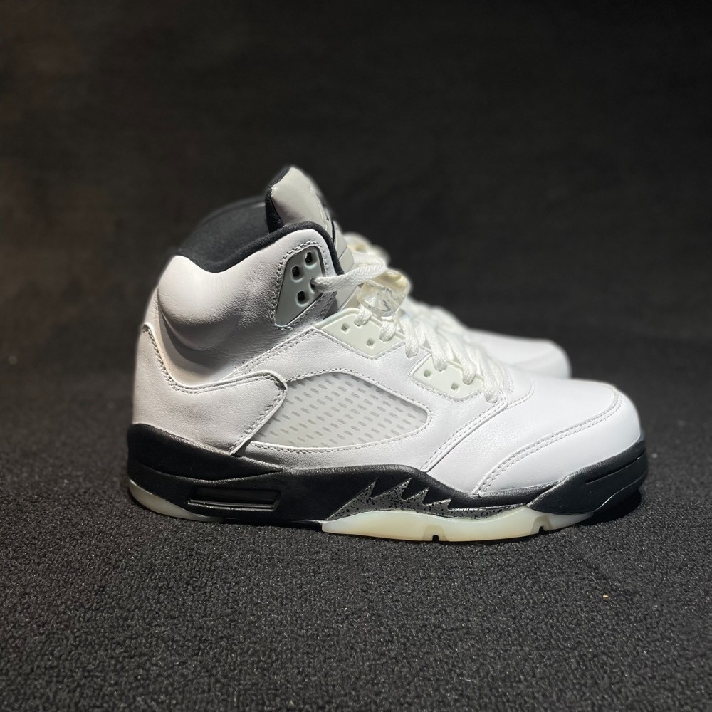 DD0587-110 AJ 5 Retro “White and Black” Men’s Sneakers New