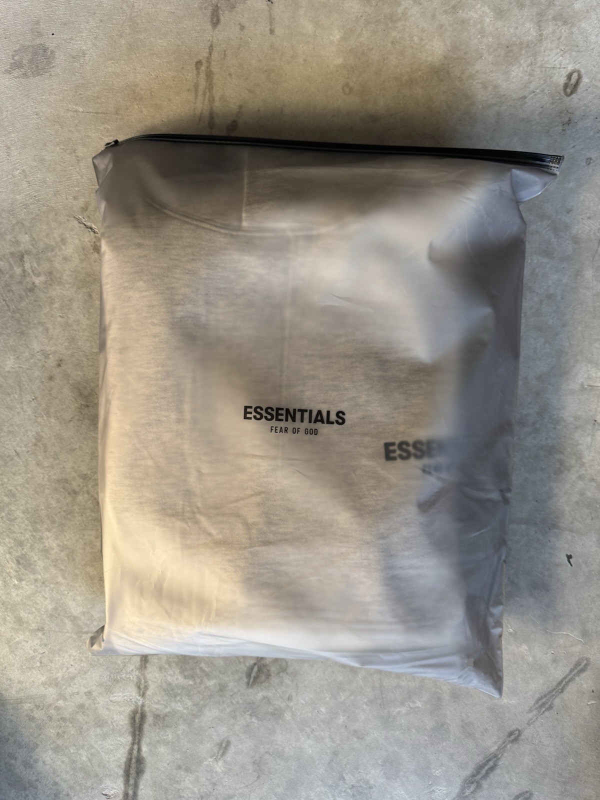 FEAR OF GOD ESSENTIALS HOODIES FW22 – All COLORS & SIZES