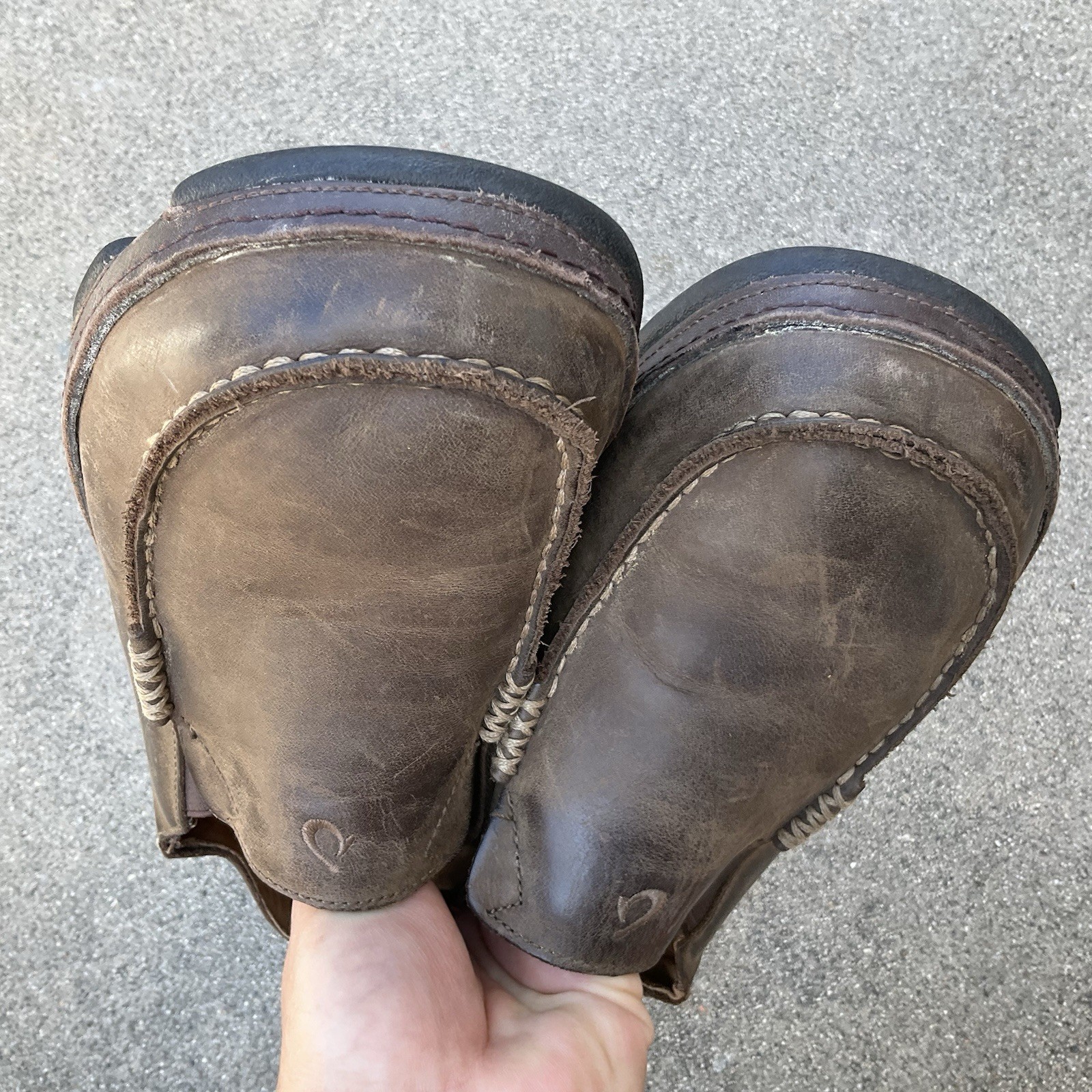 OluKai Moloa Shoes Brown Leather Loafer Slide Men’s 8 EUR 41 $140