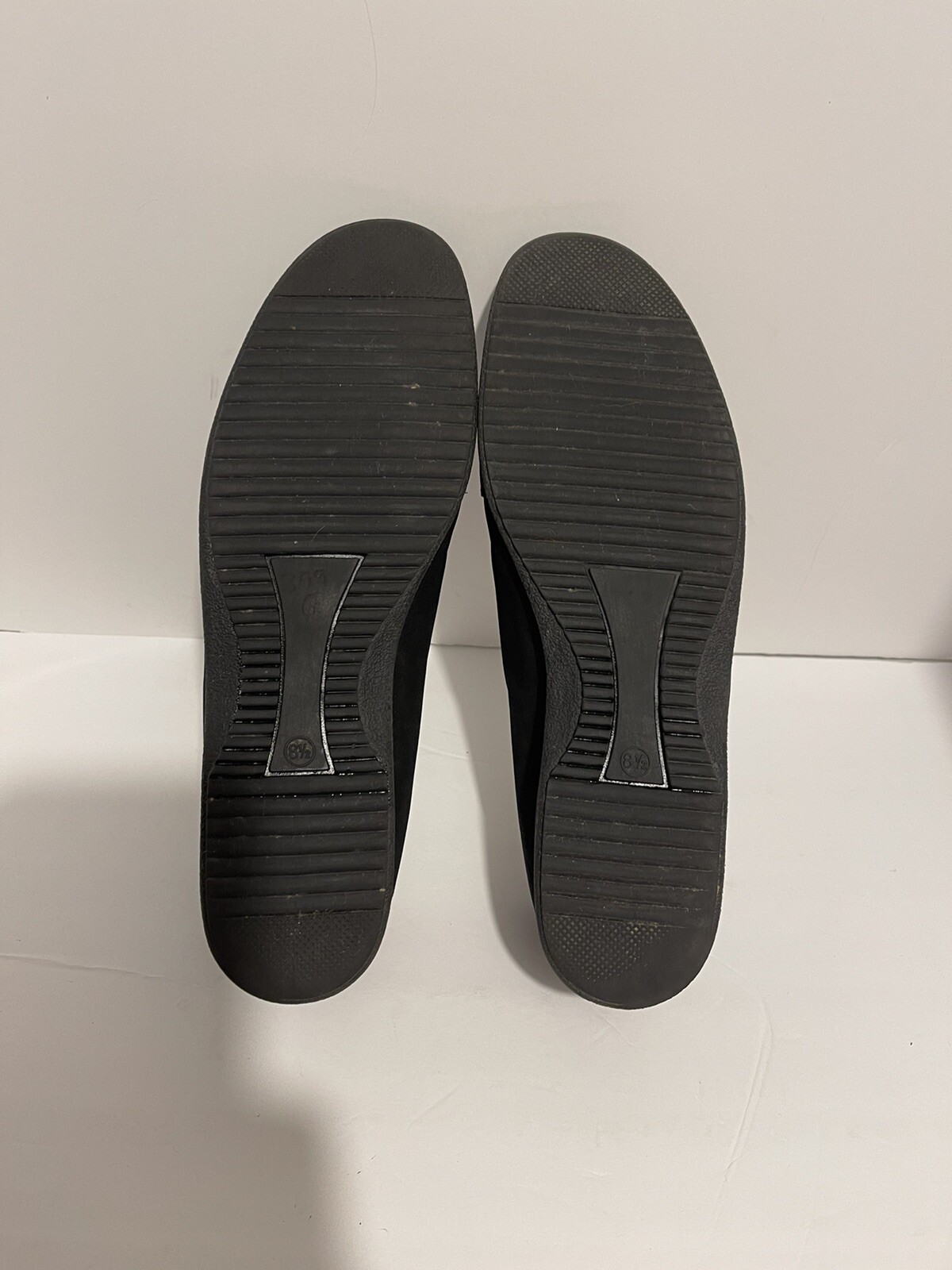 Fits by Theresia Bianca Black suede Shoe Mary Jane style women’s size 8.5
