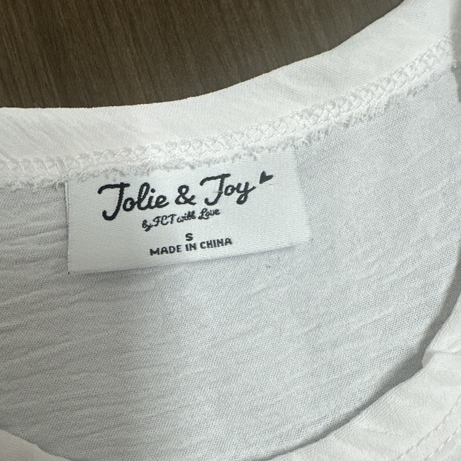 Jolie & Joy | Women’s White Solid Round Neck Short Sleeve Pullover T-Shirt S