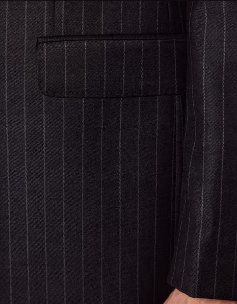 Joseph & Feiss Charcoal Black Pinstripe Suit 2 Piec 100 wool size 48R 43W NWOT