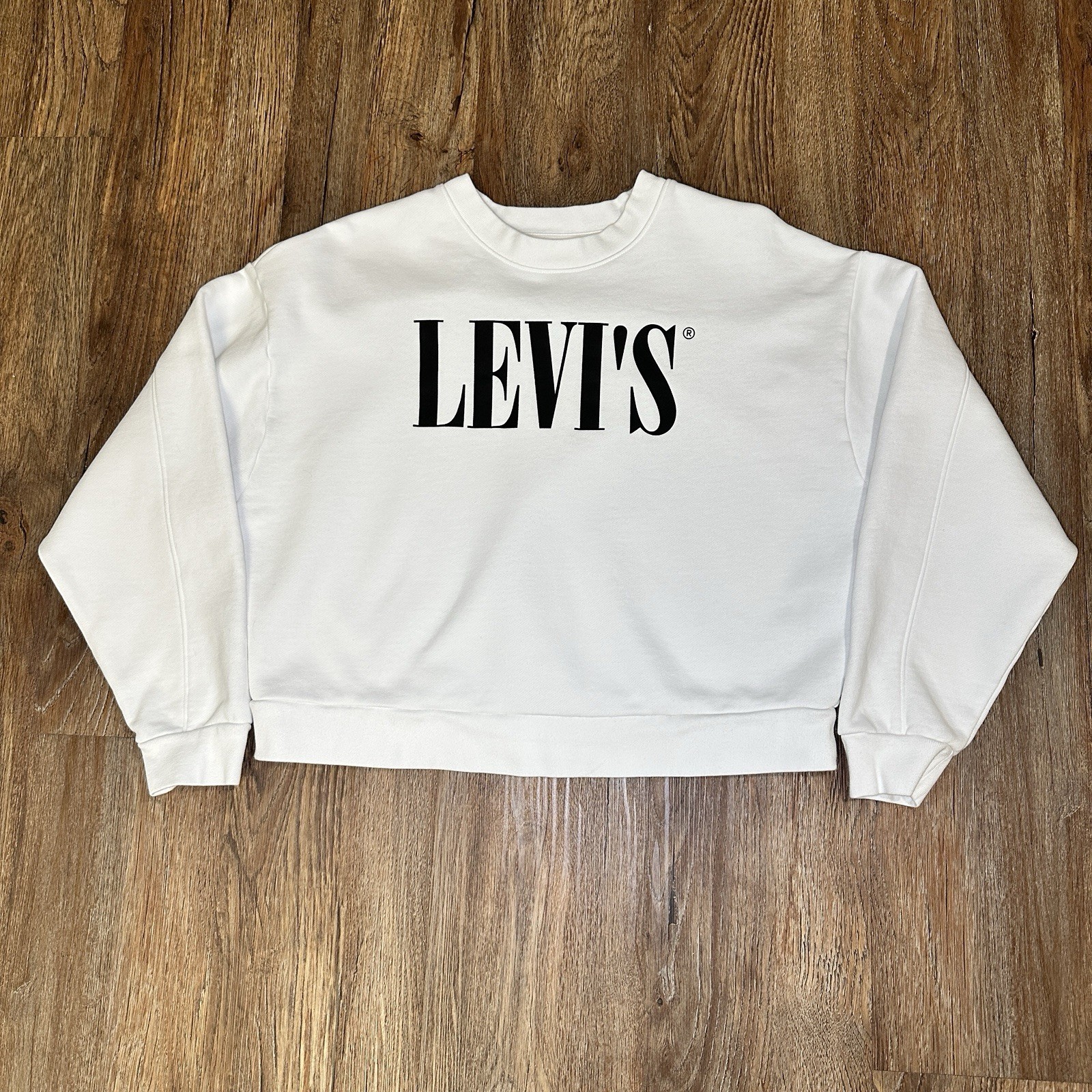 Levi’s Cropped Logo Sweatshirt Long Sleeve White Womens Sz XS Preppy Comfy Cozy