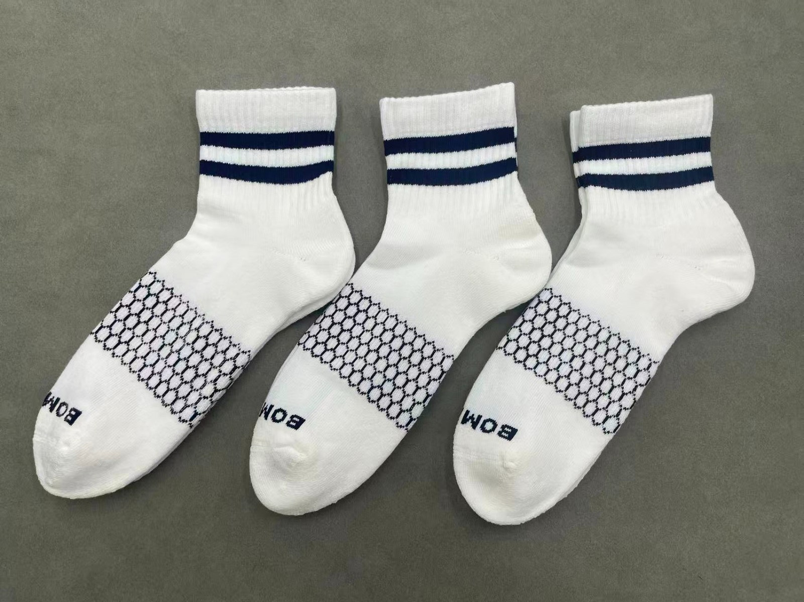BOMBAS Men’s Quarter socks Large 9-13 3 pairs Black Stripes White