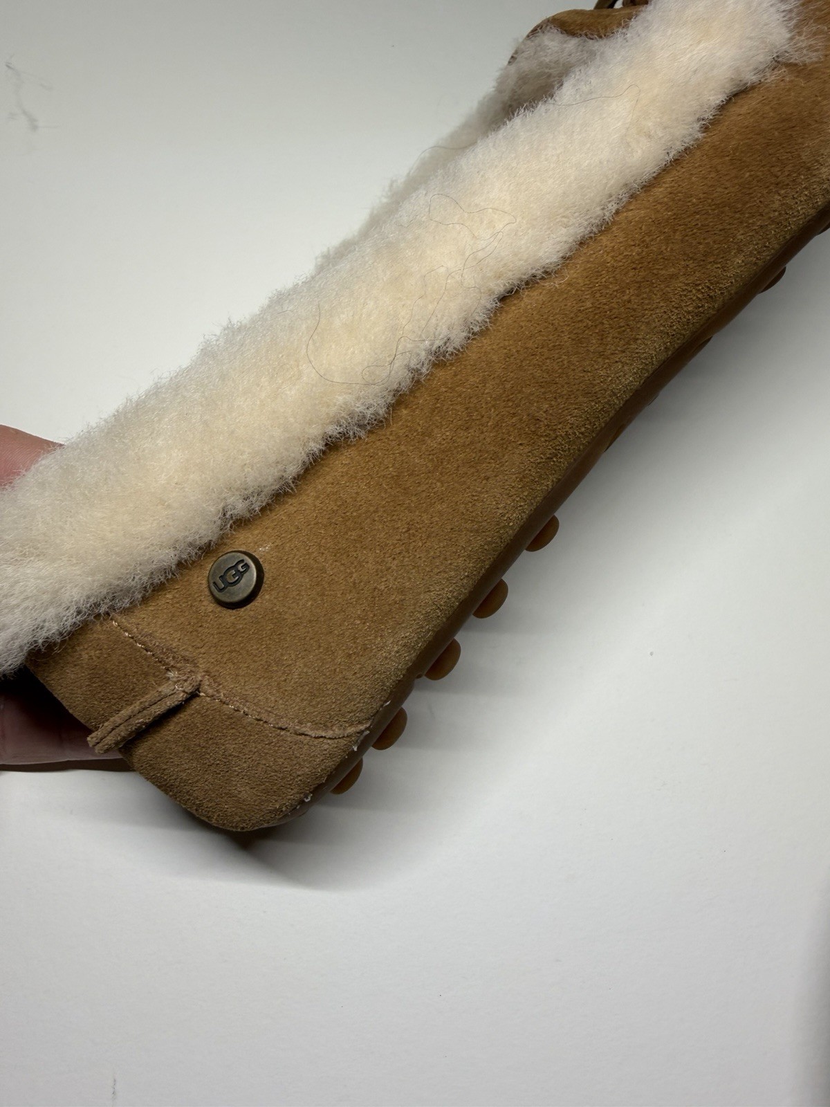 UGG Solana Women’s Brown Suede Shearling-Lined Moccasin Slipper US 8