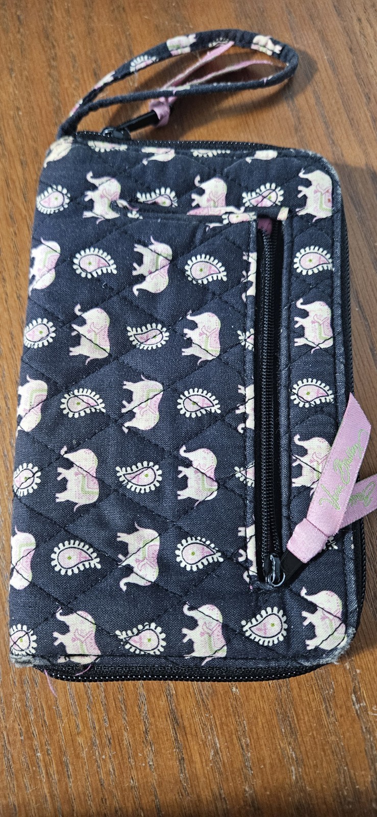 Vera Bradley Wallett With Zip Closure