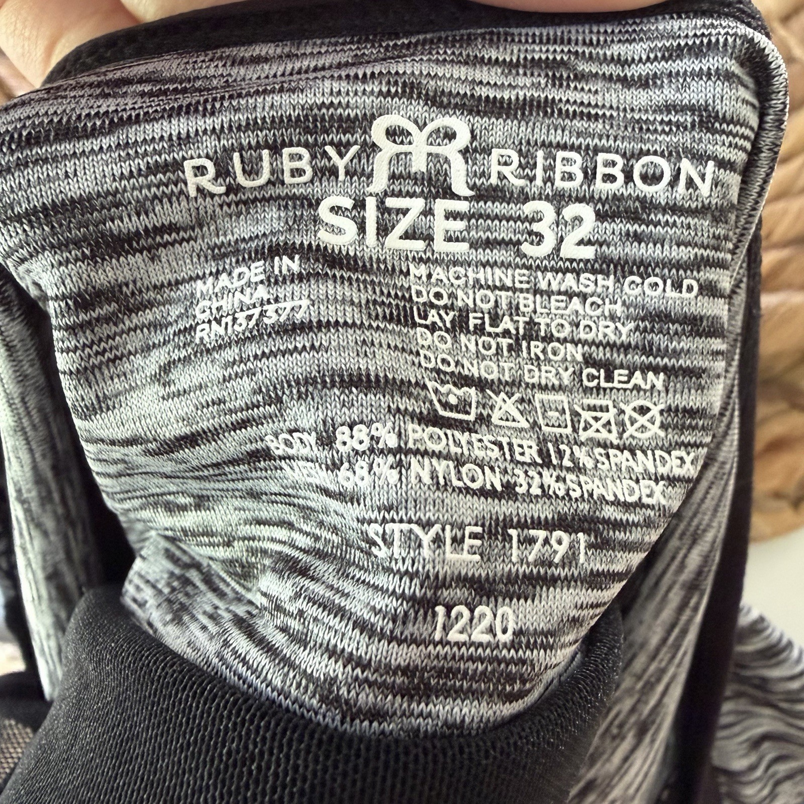 NEW- RUBY RIBBON ZIP SPORT DEMIETTE Shadow Womens Size 32