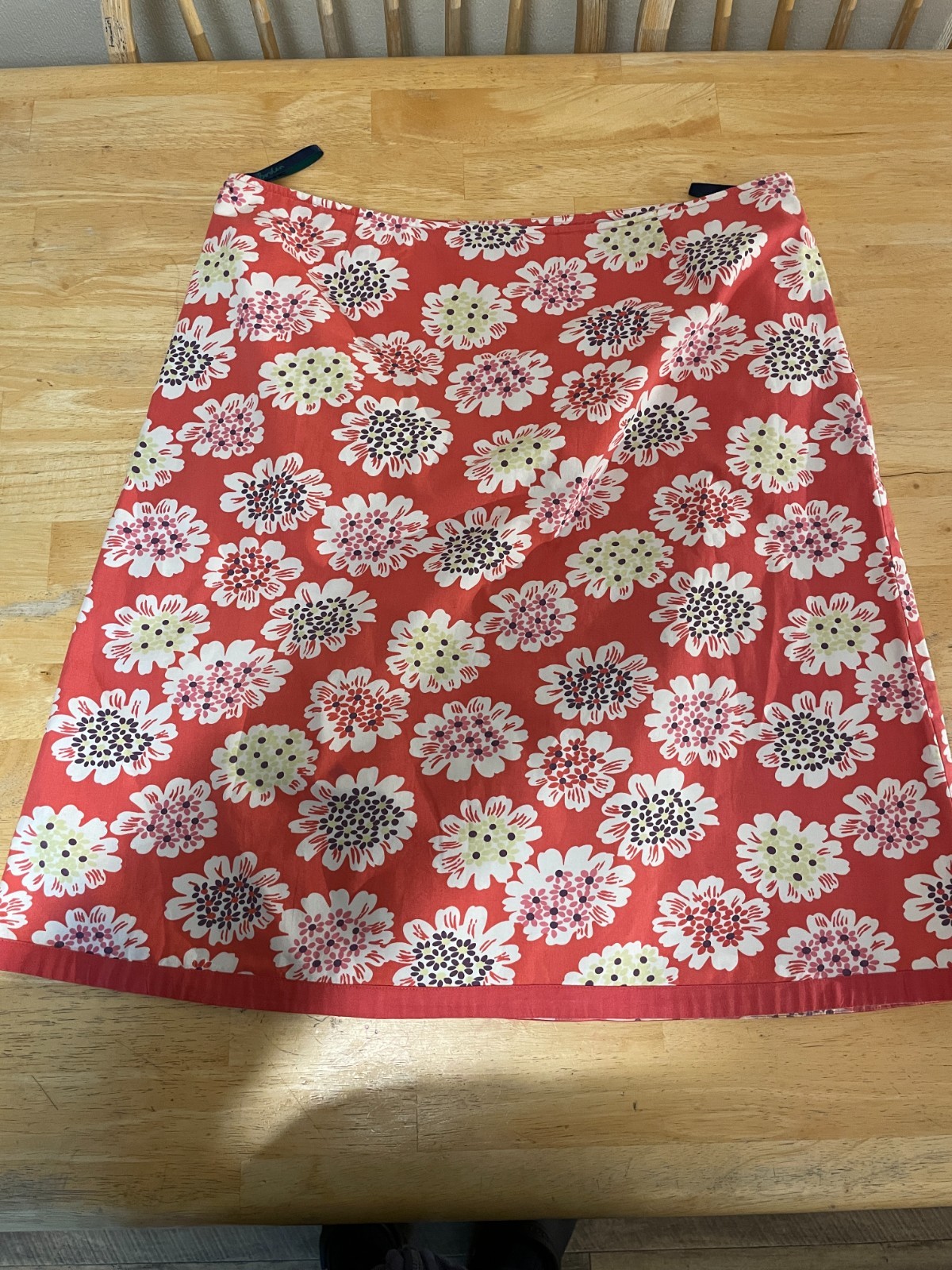 Boden 18 Floral Skirt 100 % Cotton Machine Washable Very Good Condition