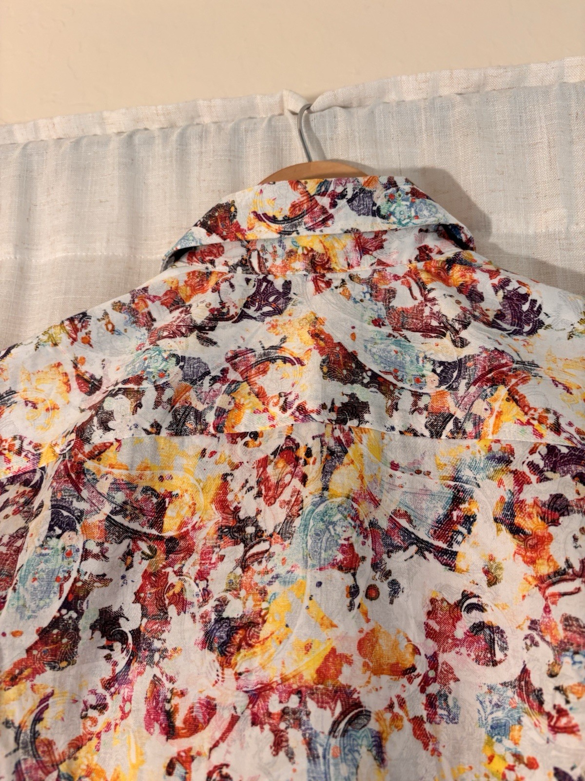 Robert Graham Multicolor Abstract Swirl Rainbow Pride Classic Fit, Size M