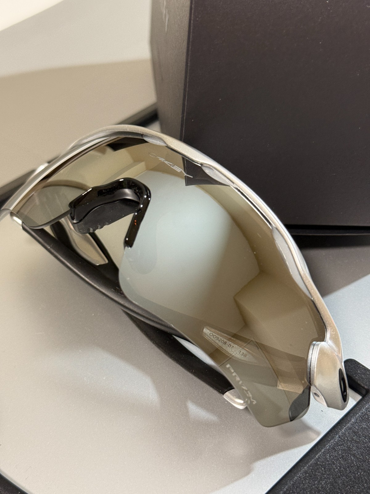 Oakley Radar EV Path Sunglasses Silver Frame Mirrored W/PRIZM Lenses OO9208