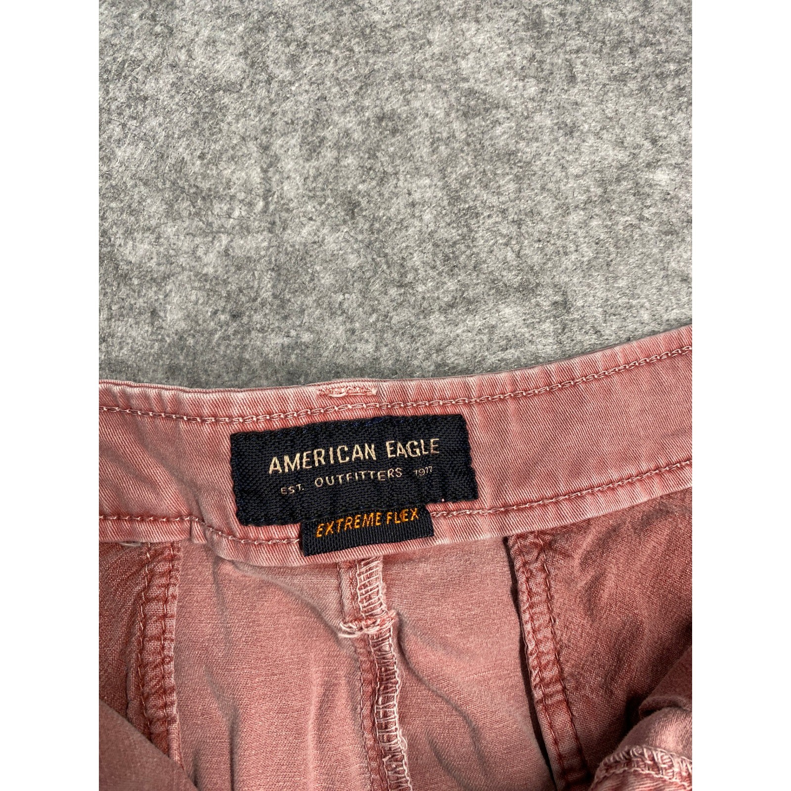 American Eagle Extreme Flex Classic Shorts Mens 34 Red/Pink Faded Stretch Chino