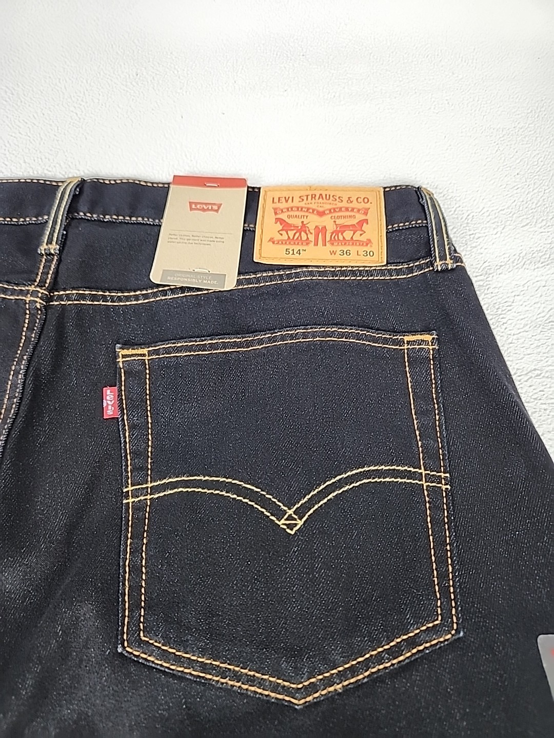 Levi’s 514 Regular Fit Zip Fly Straight Leg Denim Jeans 36X30 Men’s Black