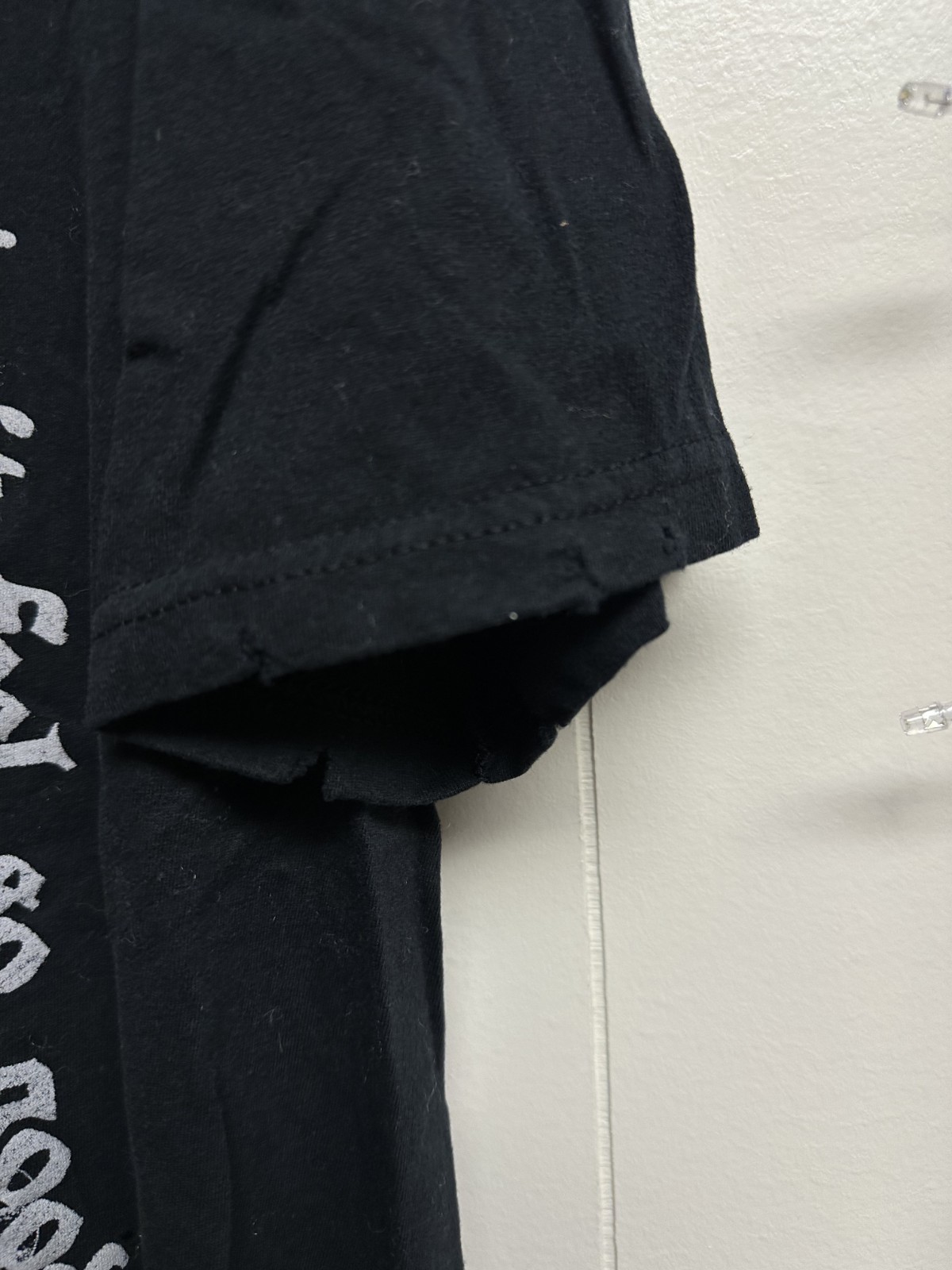 Taylor Swift Official Reputation Theme Distressed Black Tee XL