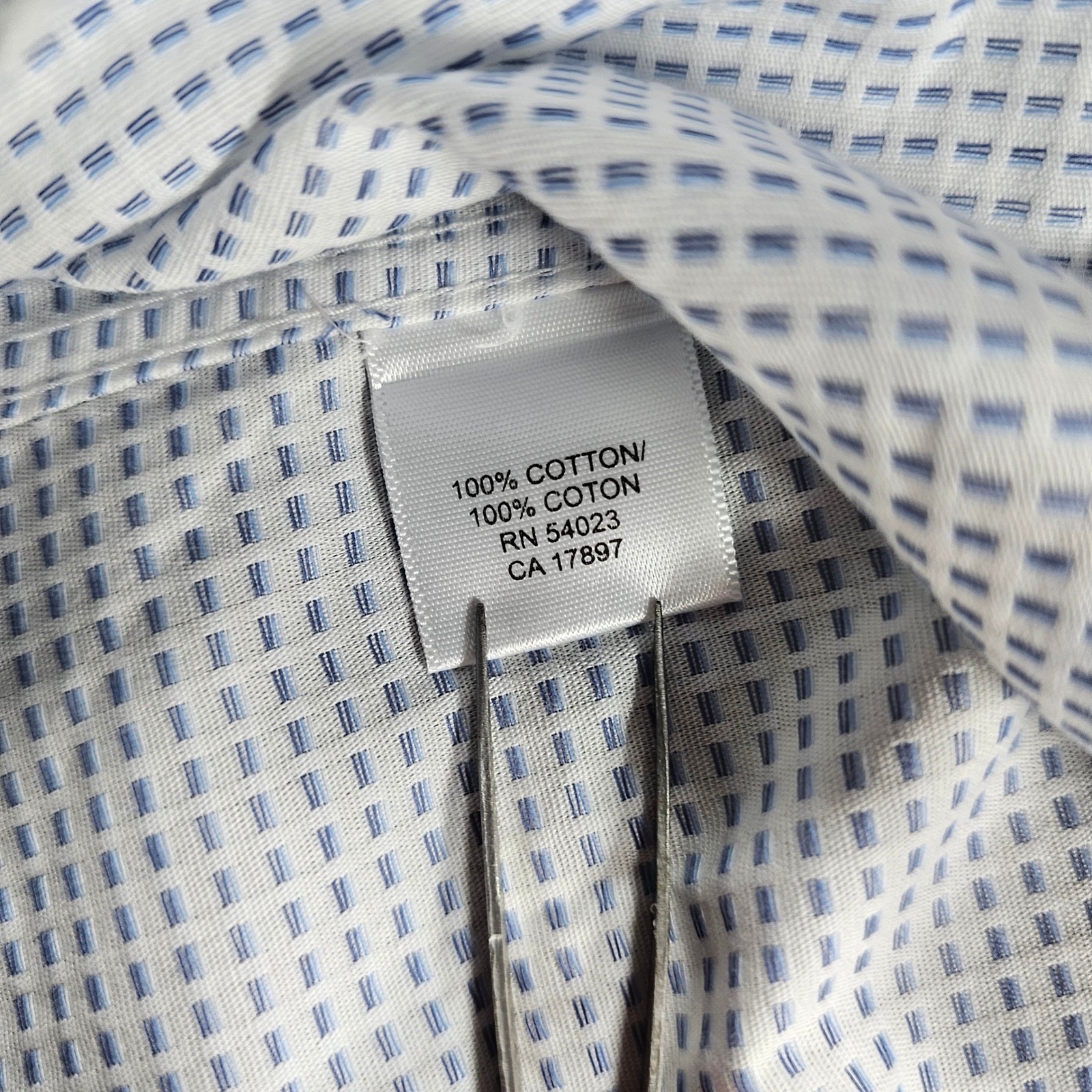 Banana Republic Mens Non Iron Slim Fit Dress Shirt Blue White Pattern L 16-16.5