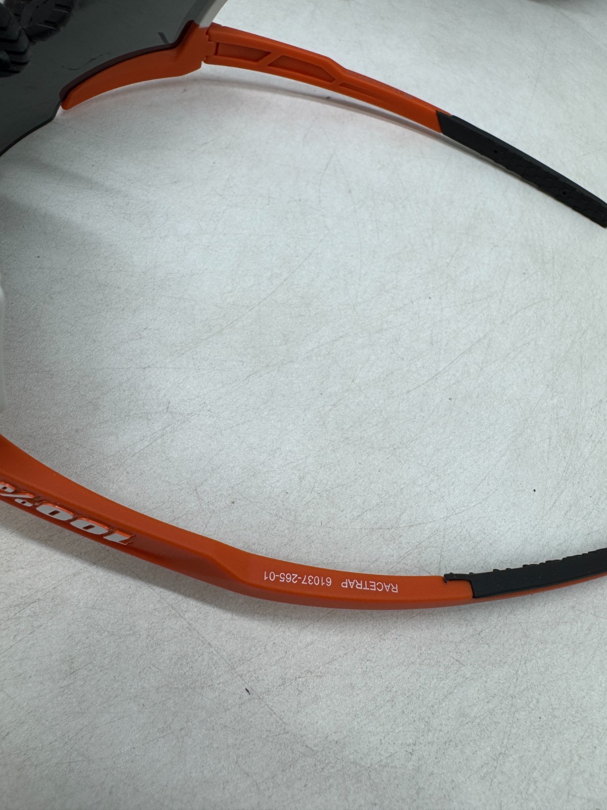 100% Racetrap Performance Sunglasses Sport OXFIRE Frame Black Mirror Lens UV400