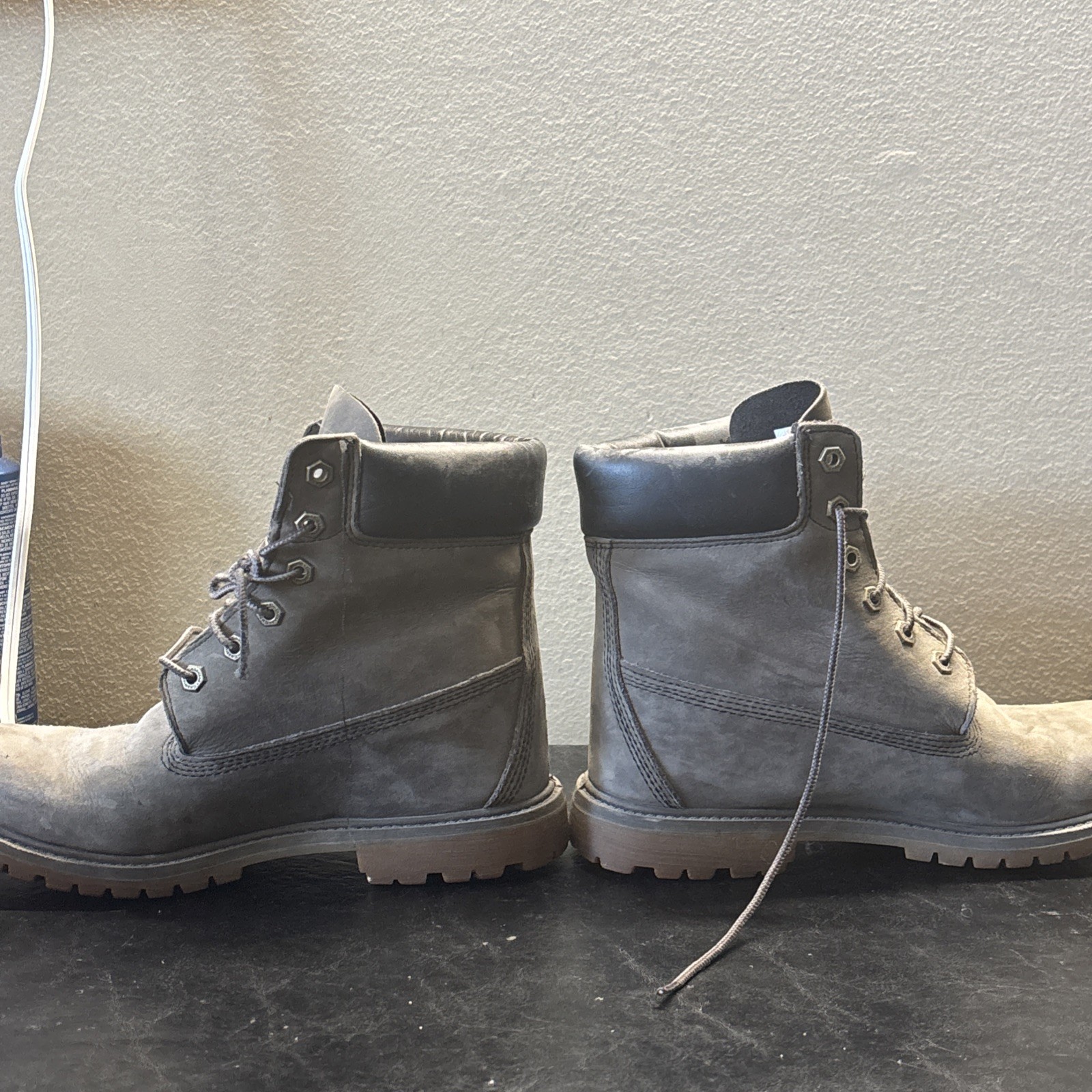 Timberland Womens 9 Gray Nubuck 6 Inch Premium Waterproof Boots