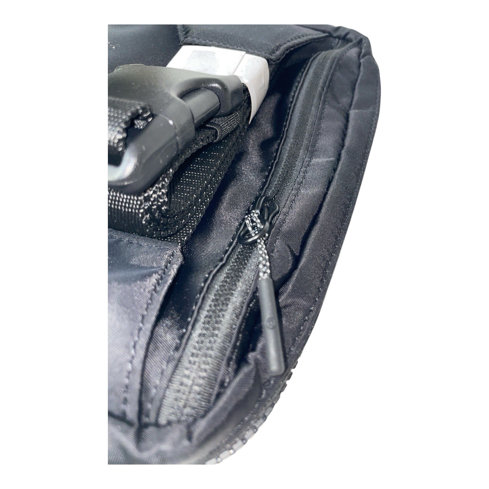 Lululemon Everywhere Belt Bag Large 2L Black with Silver Hardware, New