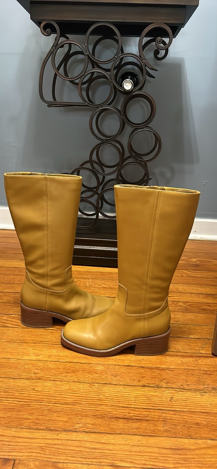 Nine West Women’s Tan Leather boots 7