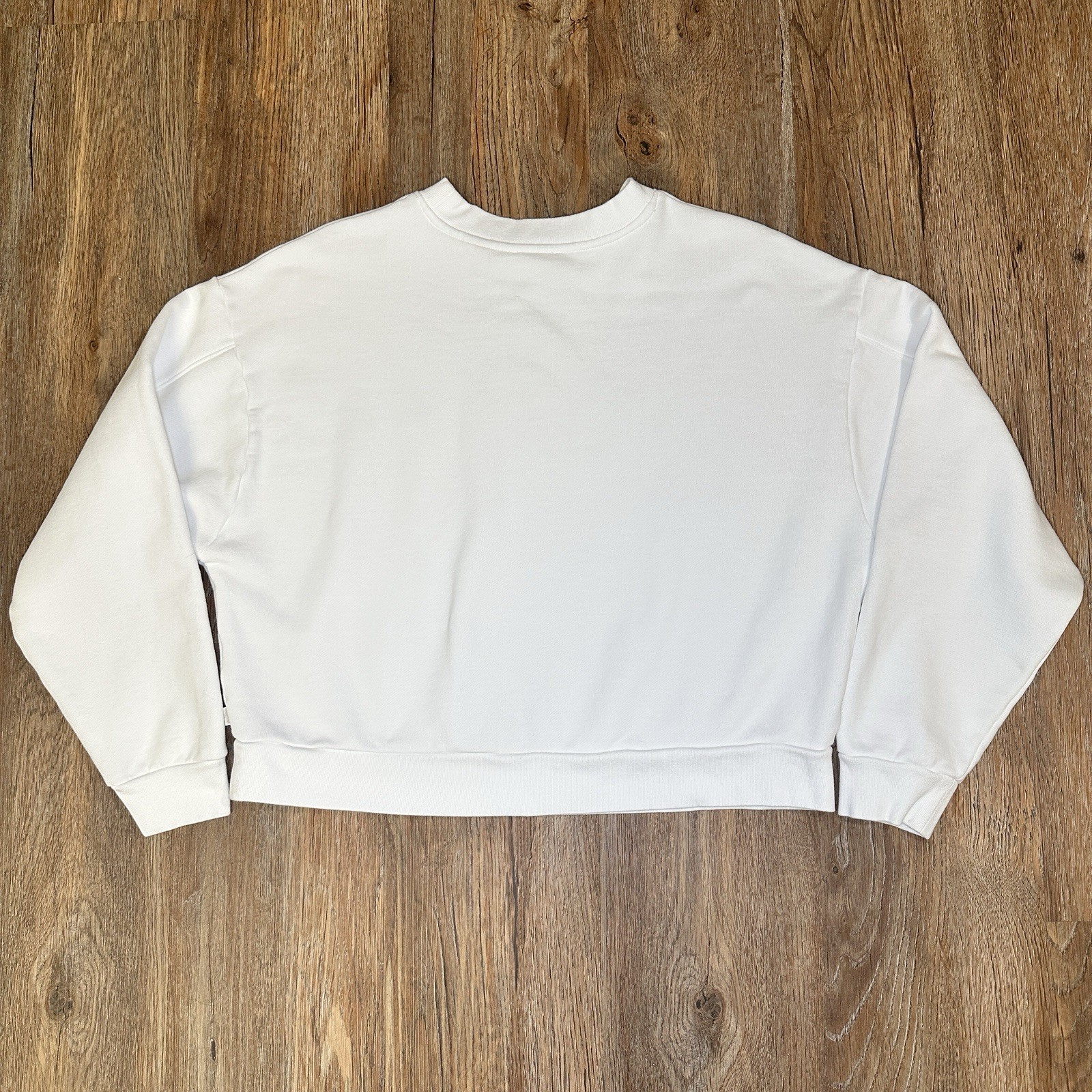 Levi’s Cropped Logo Sweatshirt Long Sleeve White Womens Sz XS Preppy Comfy Cozy