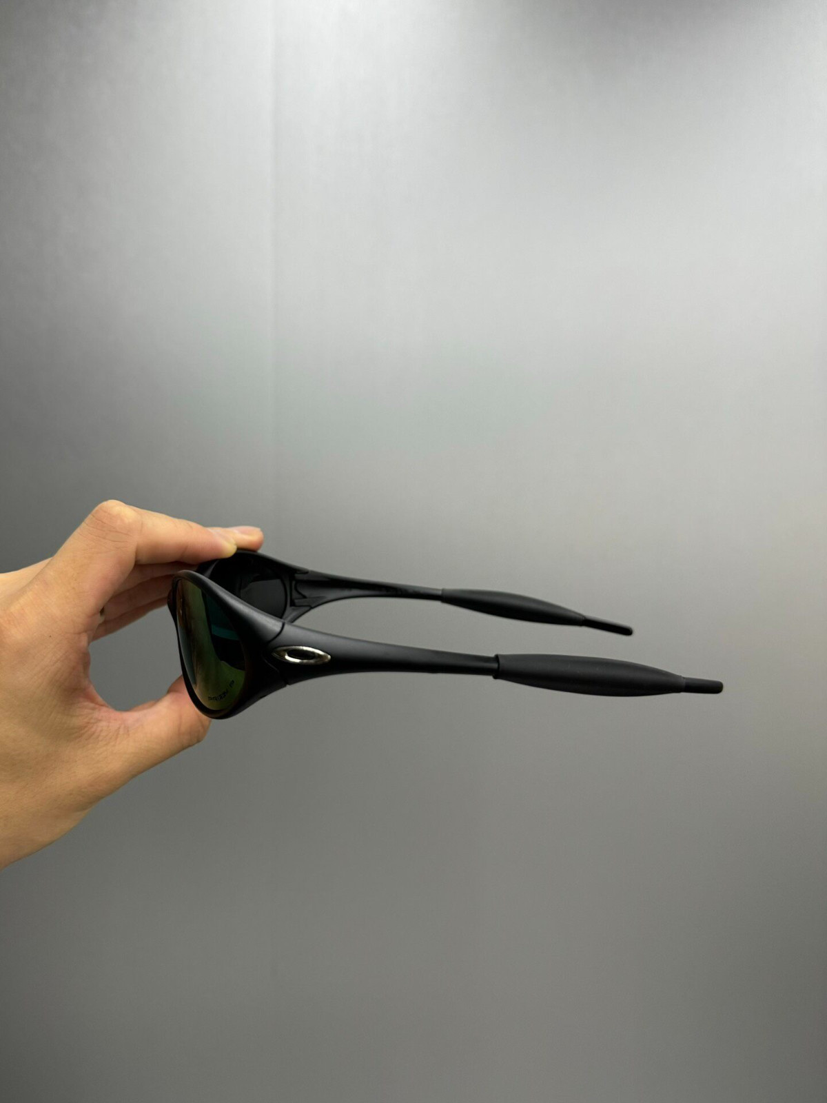 Oakley Minute 1.0 OO9133 Polarized Sunglasses Matte Black Frame Purple Lens