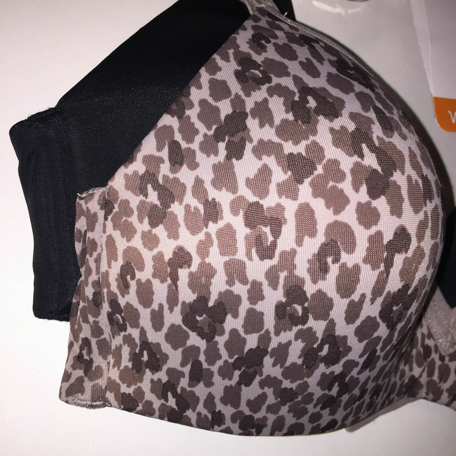 Warners Wirefree Bras T-Shirt Lined Seamless Cups Set of 2 Style 4011 Retail $60