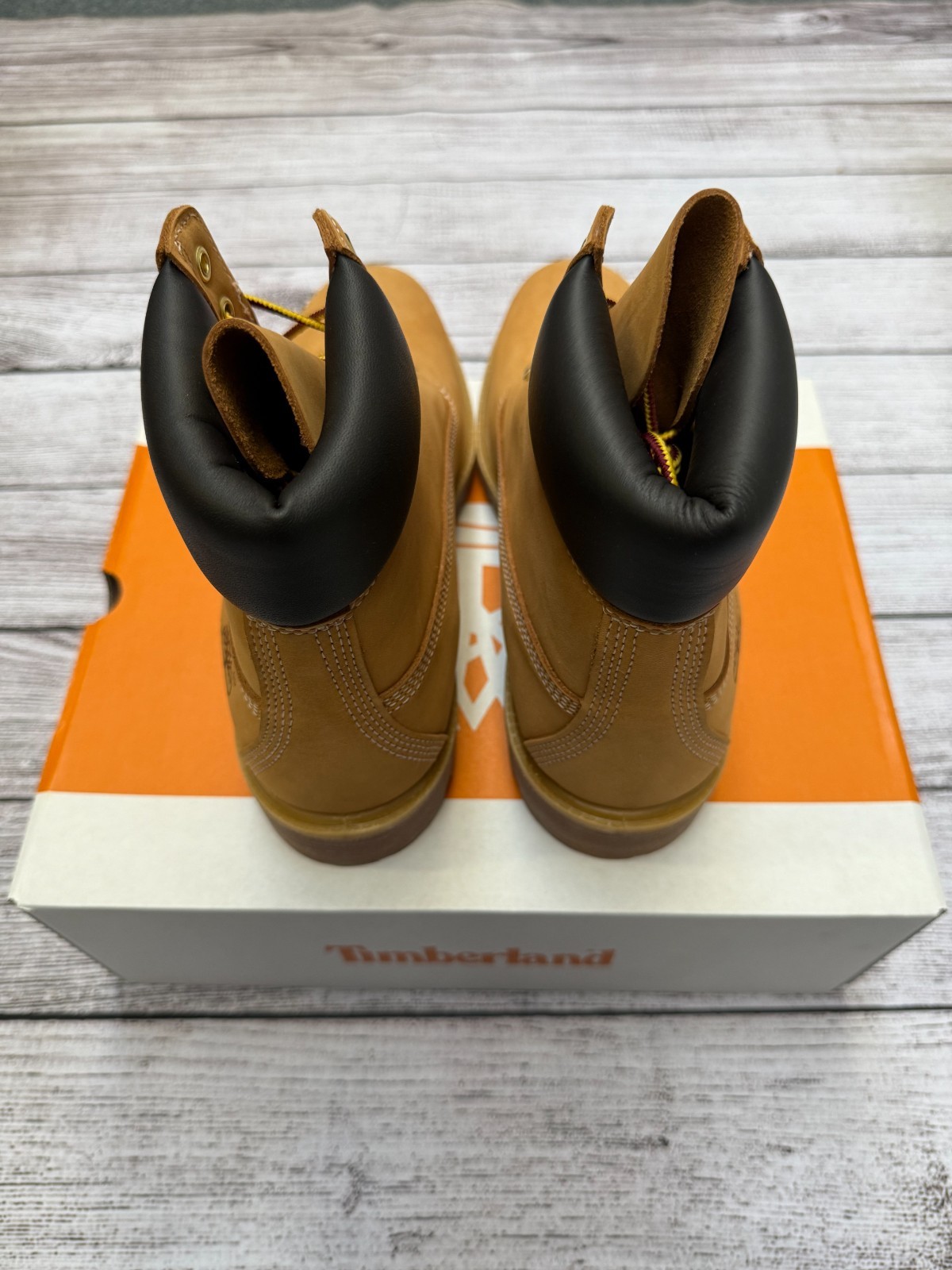 NEW Timberland 6 Inch Boot Wheat Nubuck Premium TB010061-713 Men’s SIZE 9,9.5,11