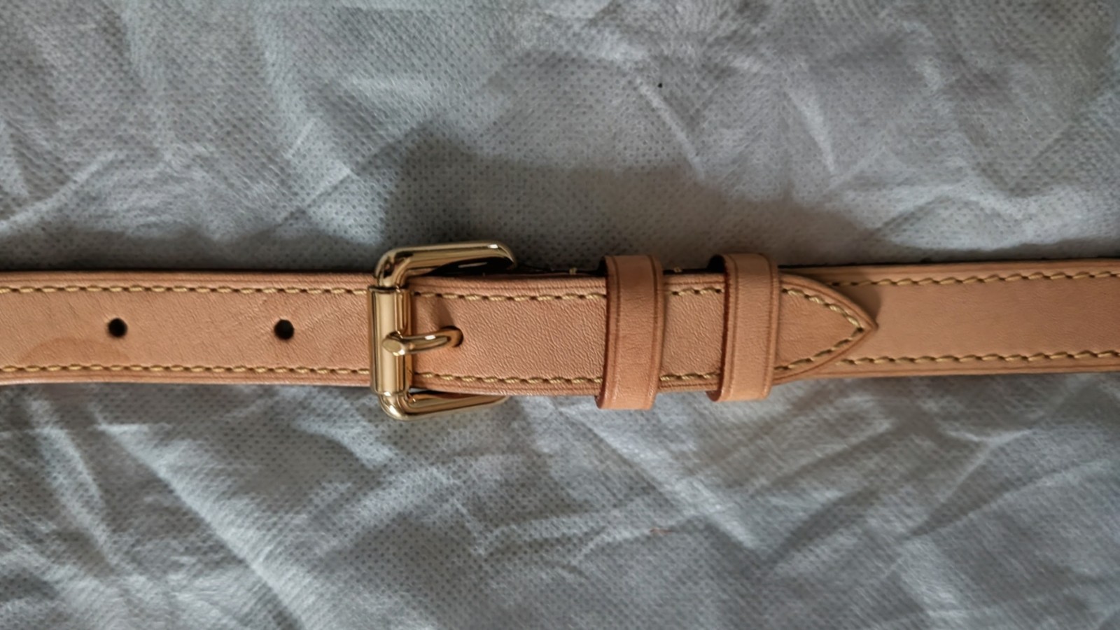Louis Vuitton Adjustable Shoulder Strap Beige w/ Gold Hardware Buckle Accent.