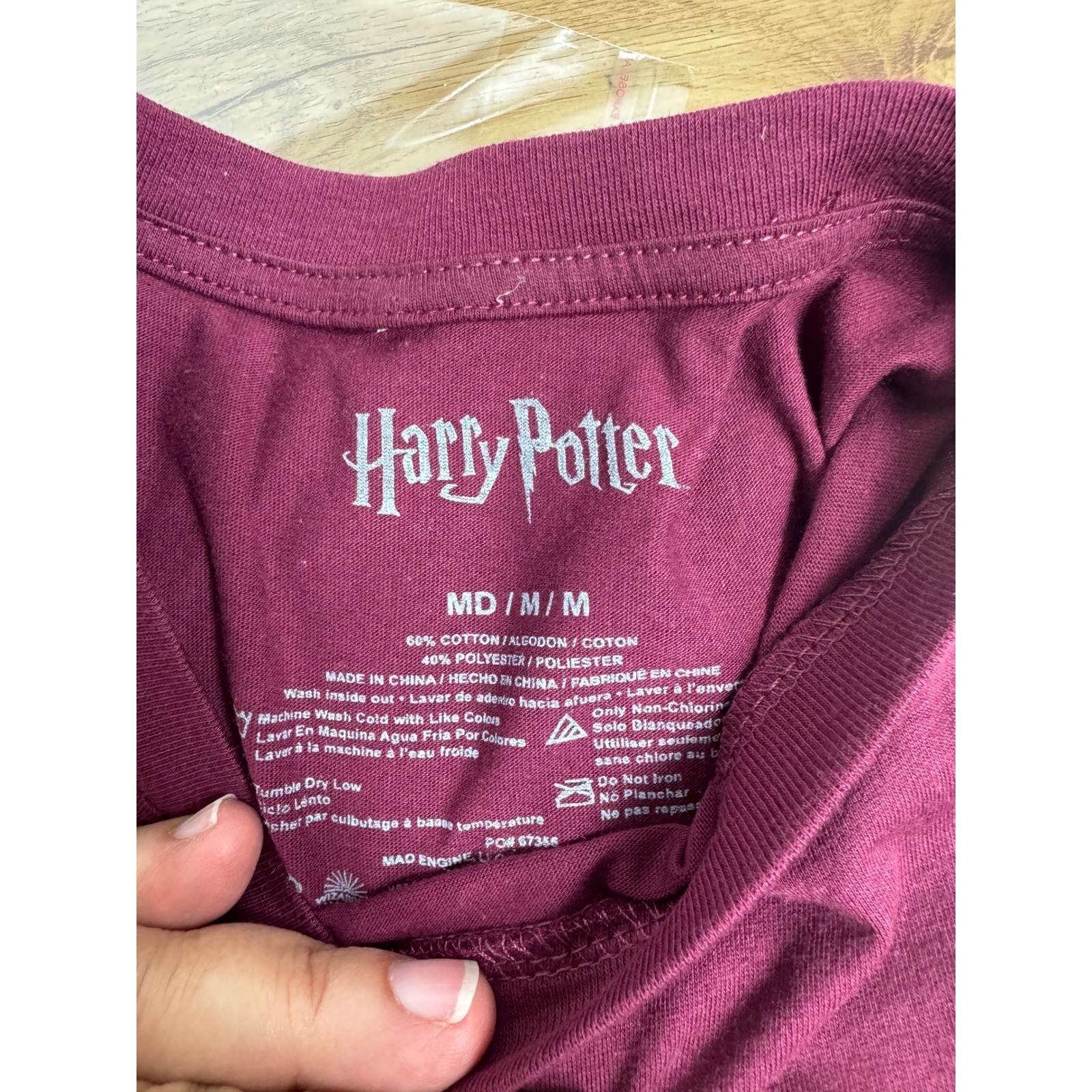 Harry Potter Hogwarts Alumni T-Shirt Maroon Burgundy Graphic Tee Medium