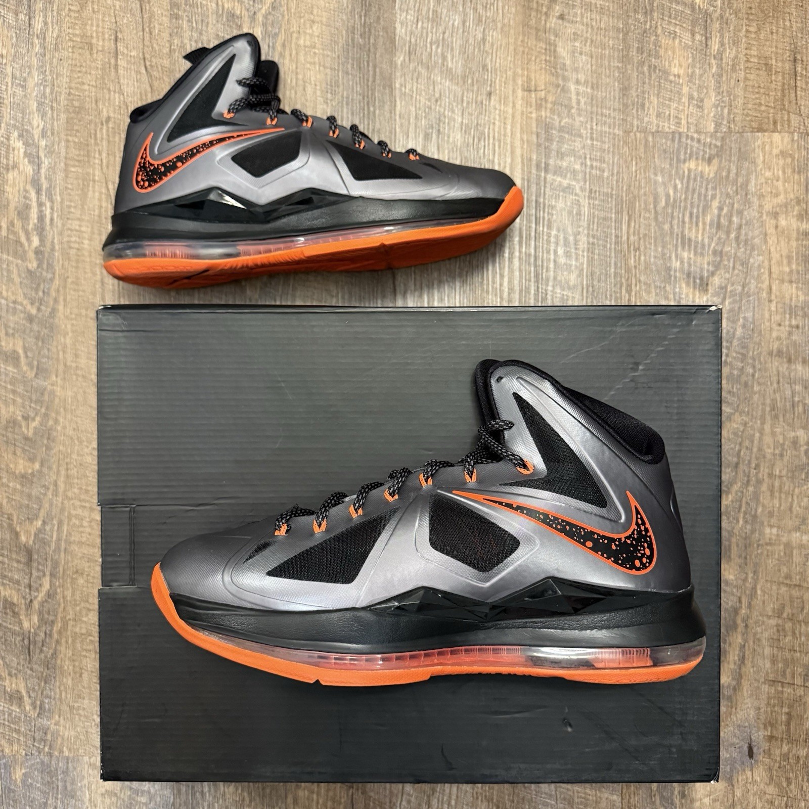 Nike LeBron 10 X Lava Charcoal Grey Orange Black Size 10.5 Sneakers 541100-002
