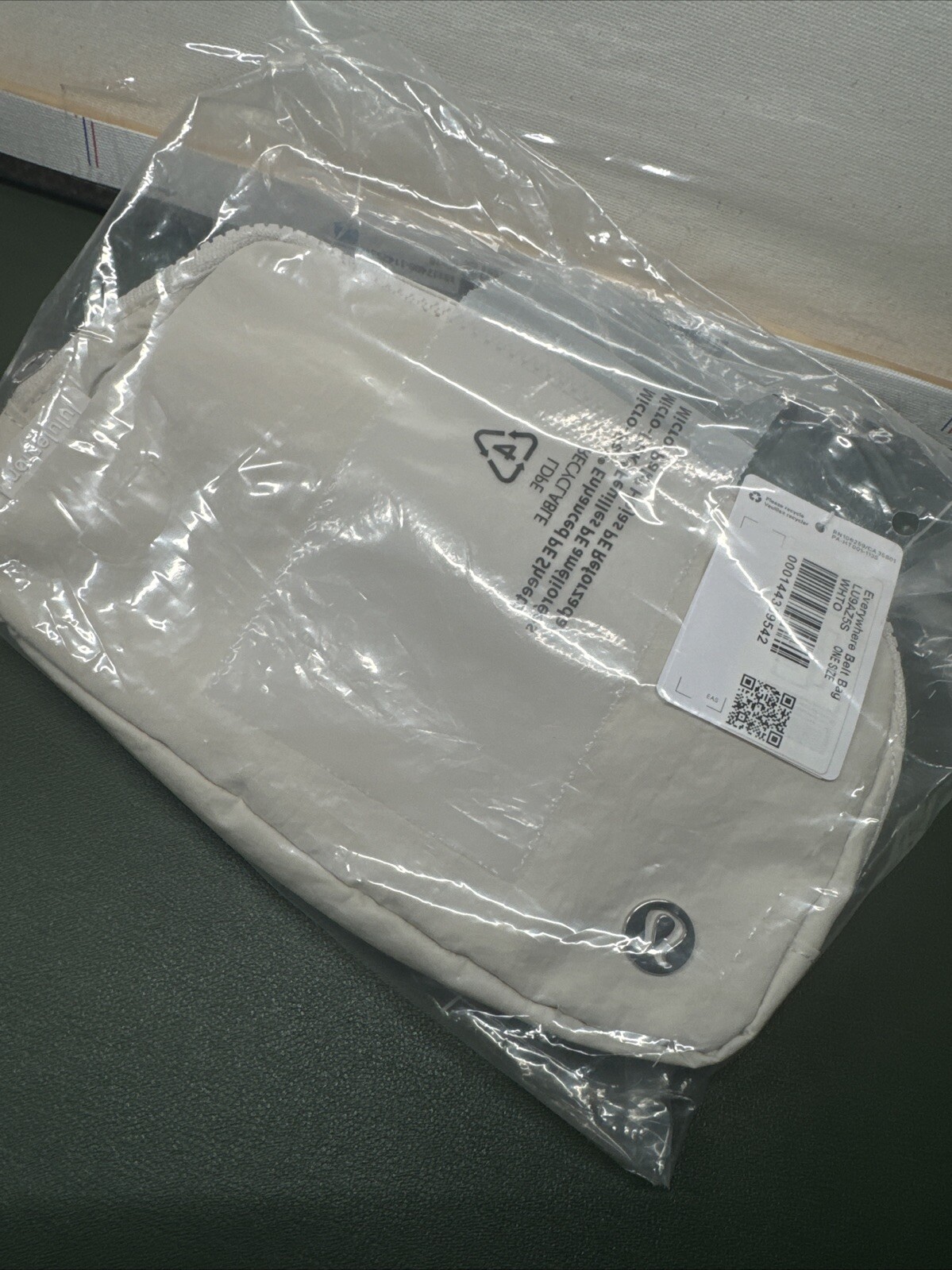 NWT LULULEMON EVERYWHERE BELT BAG – WHITE OPAL