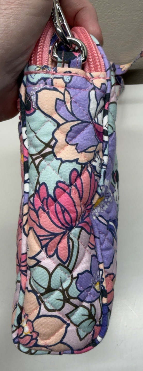 NWOT Vera Bradley Disney Minnie’s Garden Party Triple Compartment Crossbody Bag