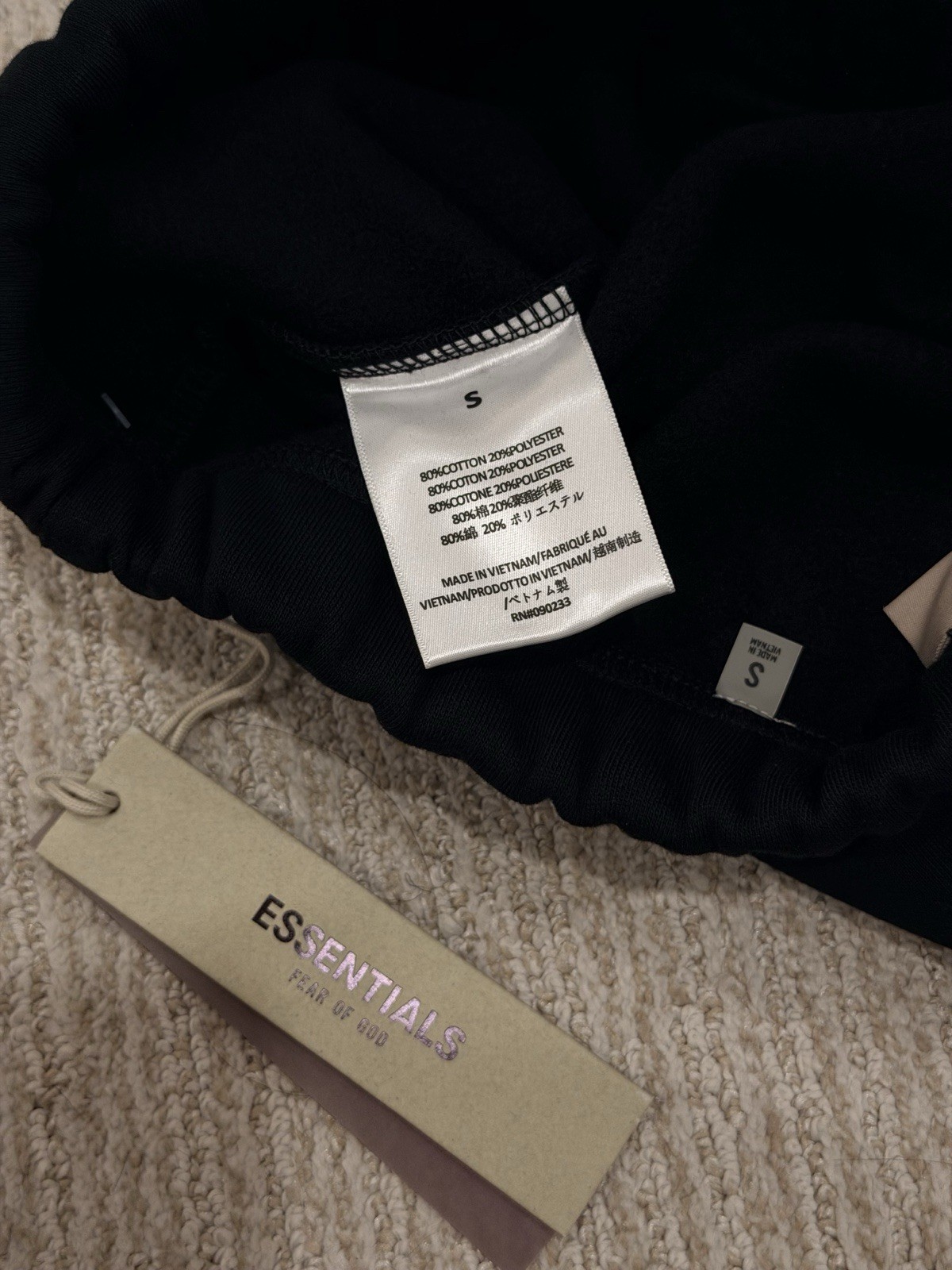 Fear Of God Essentials Black Sweat Shorts Men’s Size S NWT Drawstring FOG