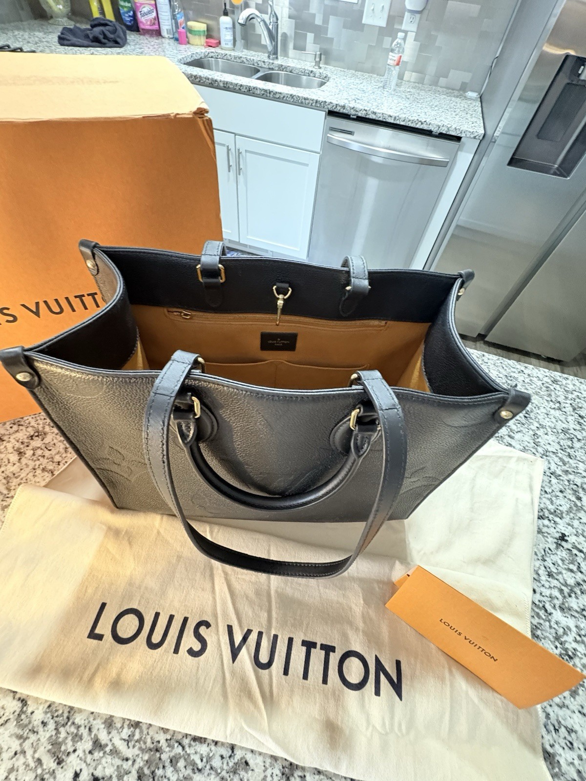 Louis Vuitton OnTheGo MM Black Monogram Embossed Large Tote w/ Dust Bag Box Card