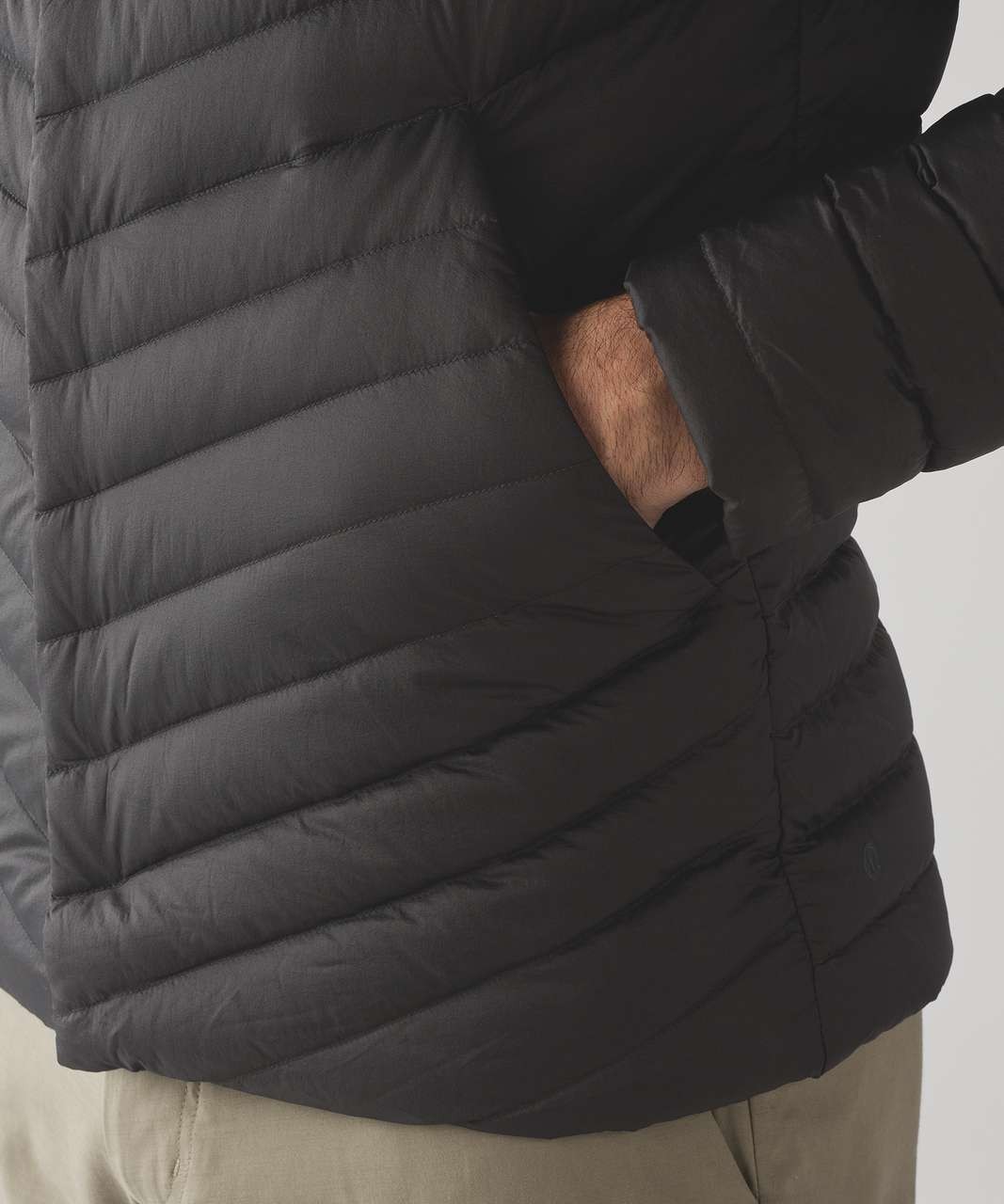 Lululemon Mens Snap Down Jacket Onyx Sz L EUC Returns Accepted