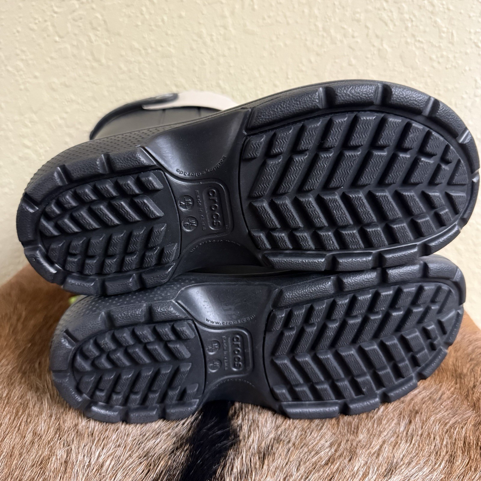 NEW Crocs Reny II Rain Boots Black Men 4 Women 6 Waterproof Lightweight
