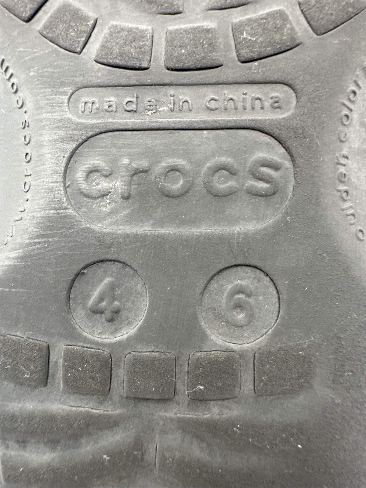 CROCS Black Classic Clogs w/ Jibbitz Charms Size: Men 4 / Women 6